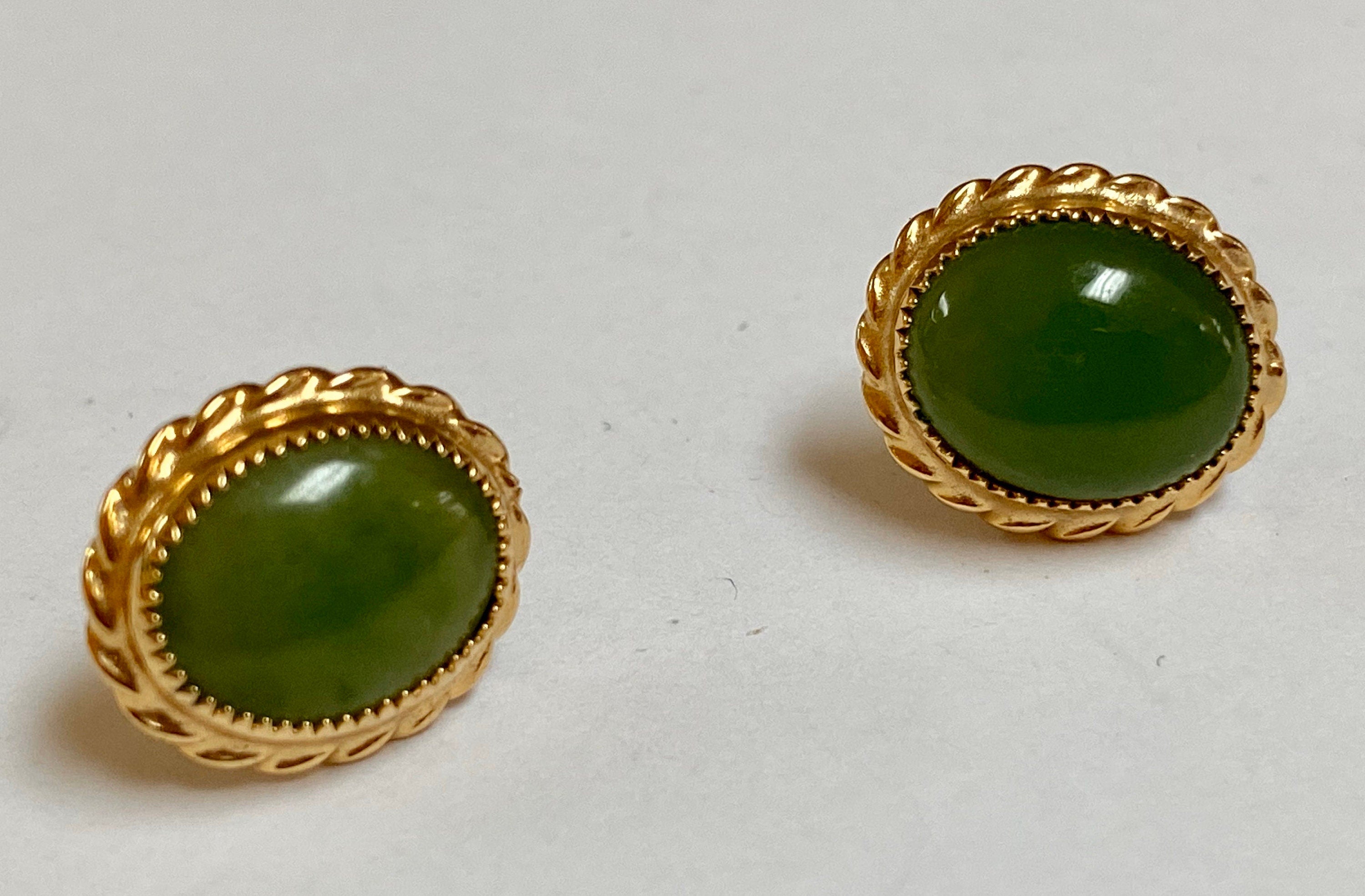 12K Yellow  Gold Filled And Green Jade Cabochon Stud Earring Set!!!!