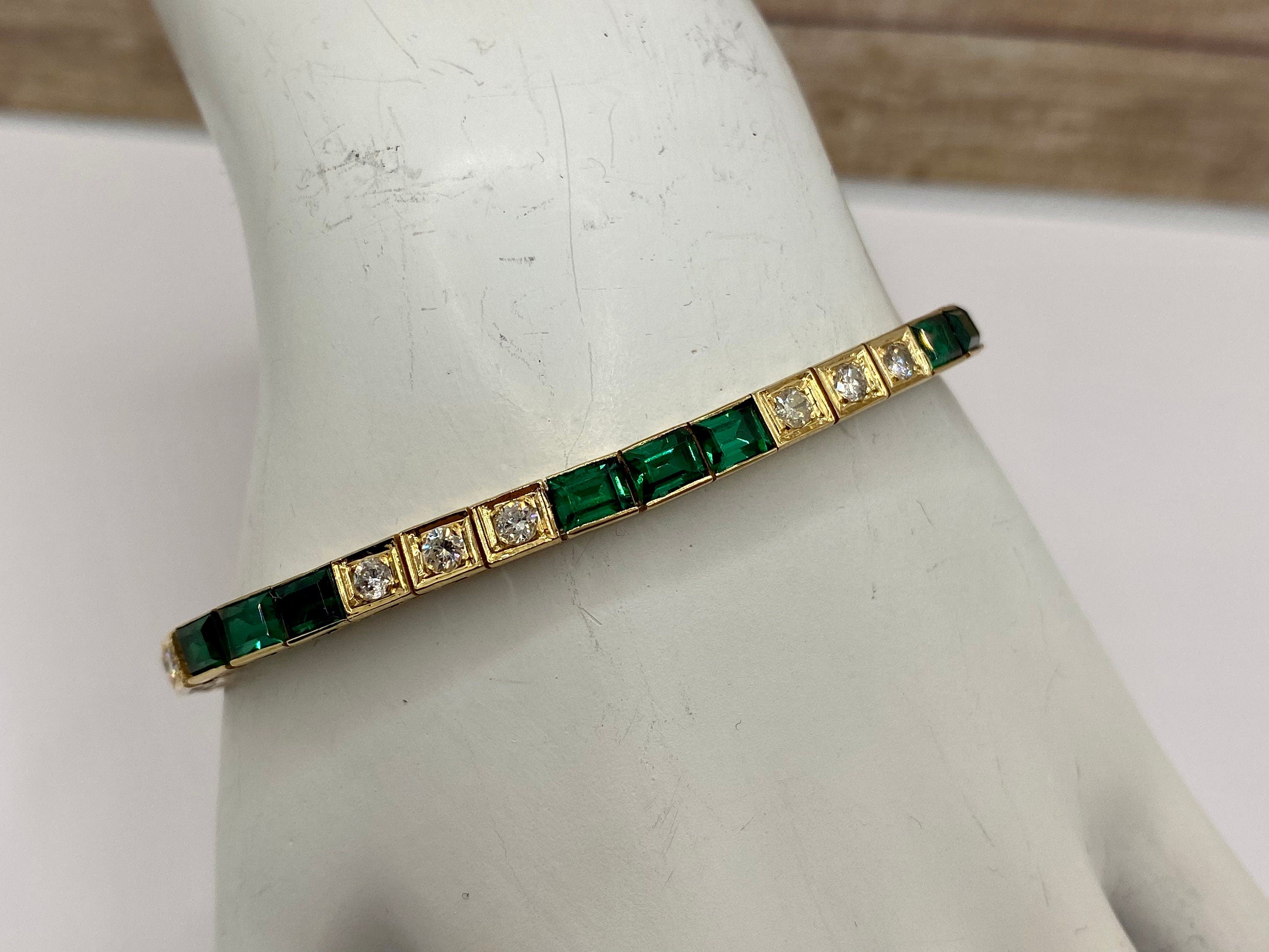 14K Yellow Gold Diamond And Emerald Tennis Bracelet!!!!