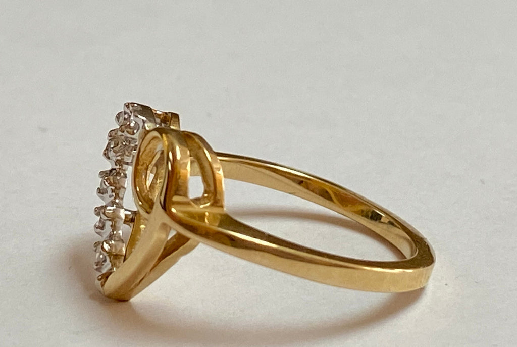 14K Yellow Solid Gold Heart Diamond Ring!!!!! Size 5 1/2