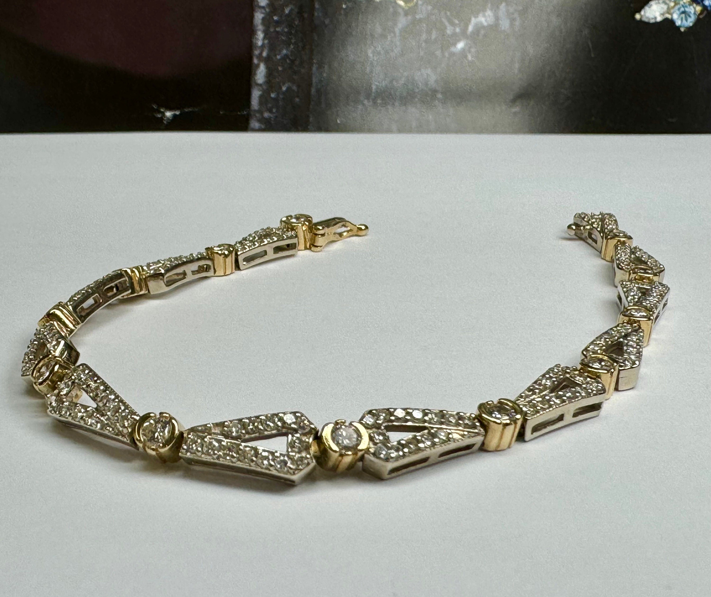 14K Gold Diamond Bow Bracelet - 2.5 ct, 7.5"