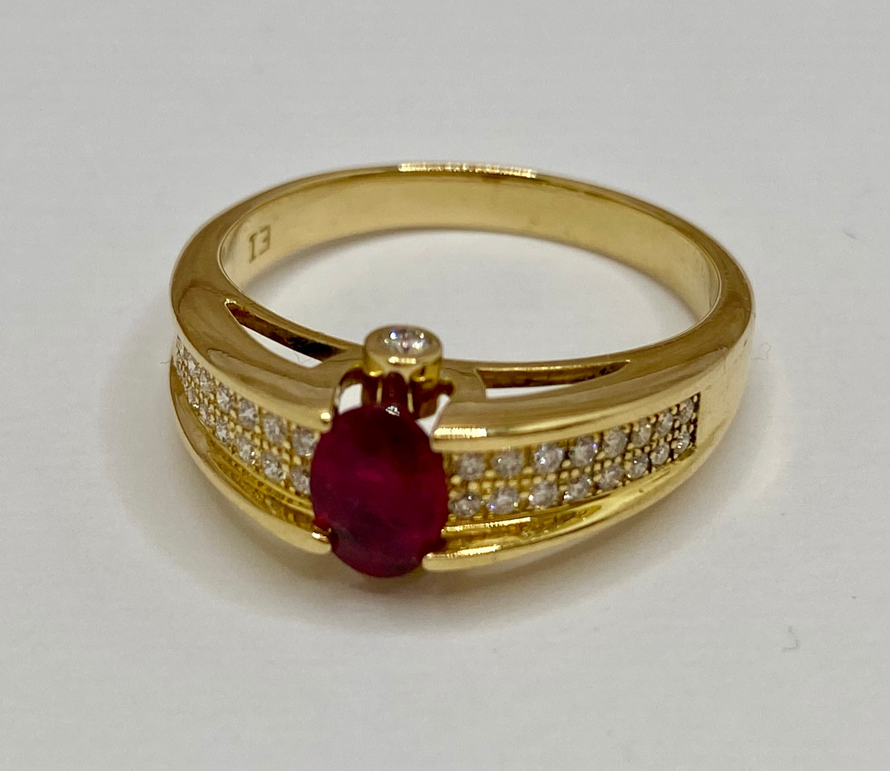 18K Solid Yellow Gold Diamond And Ruby Ring!!!! SIze  9 1/4