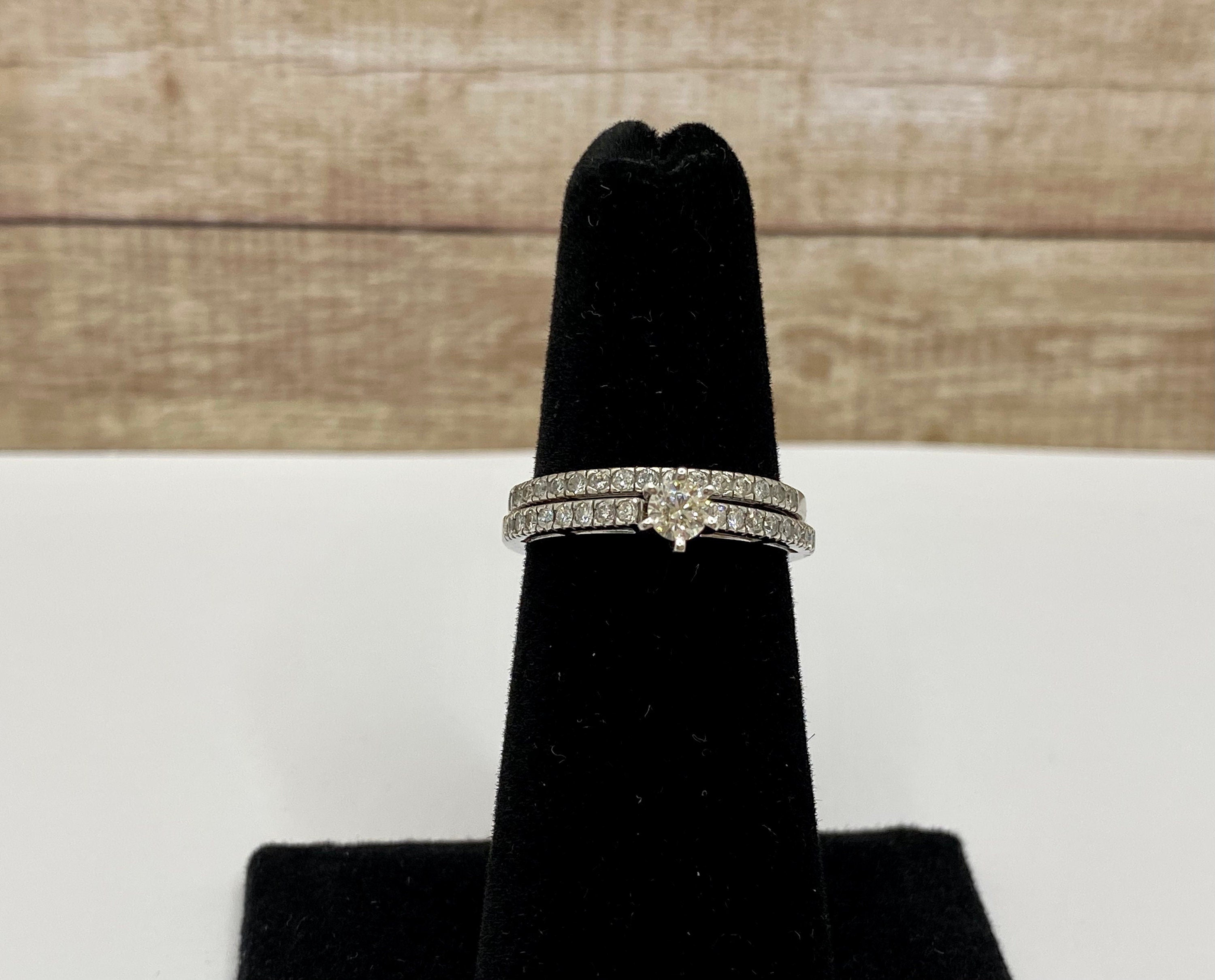 14K White Gold Diamond Wedding Ring Set - Size US 5