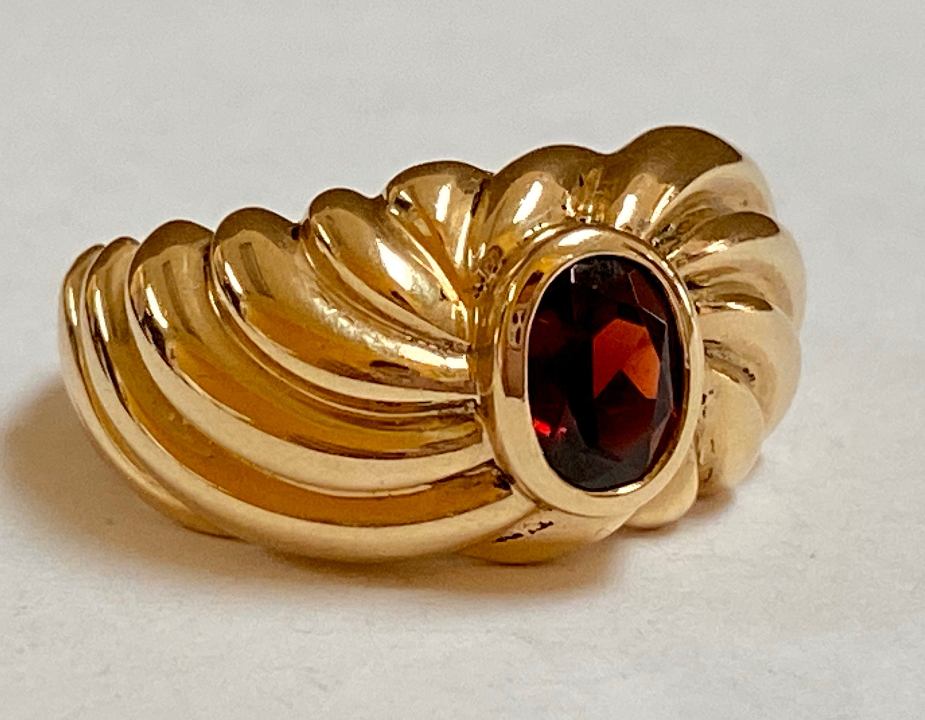 14K Yellow Gold Ruby Ring - Size 7