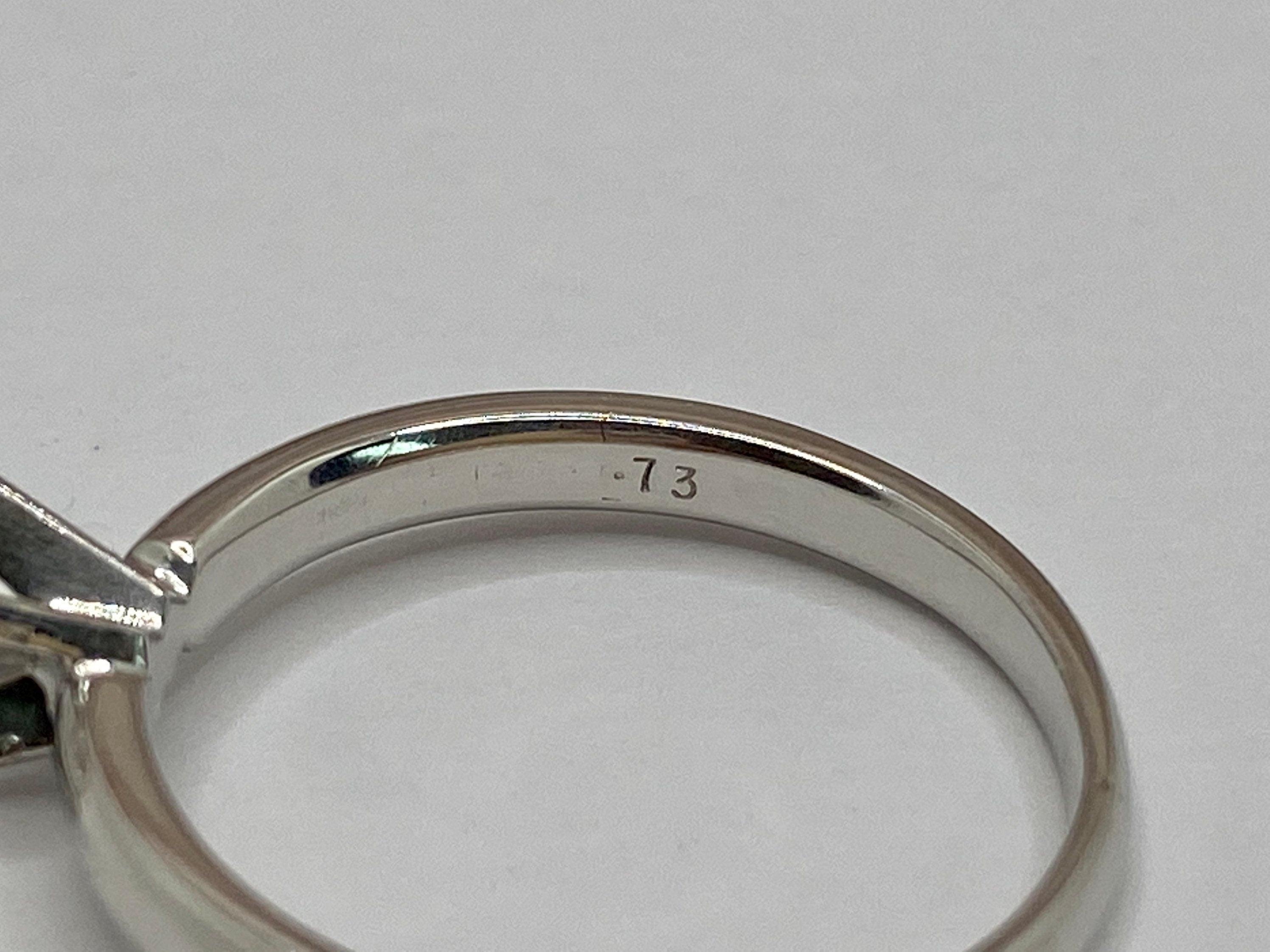18K Solid White Solid Gold  Solitaire Round Brilliant Cut Diamond Engagement/ Wedding Ring