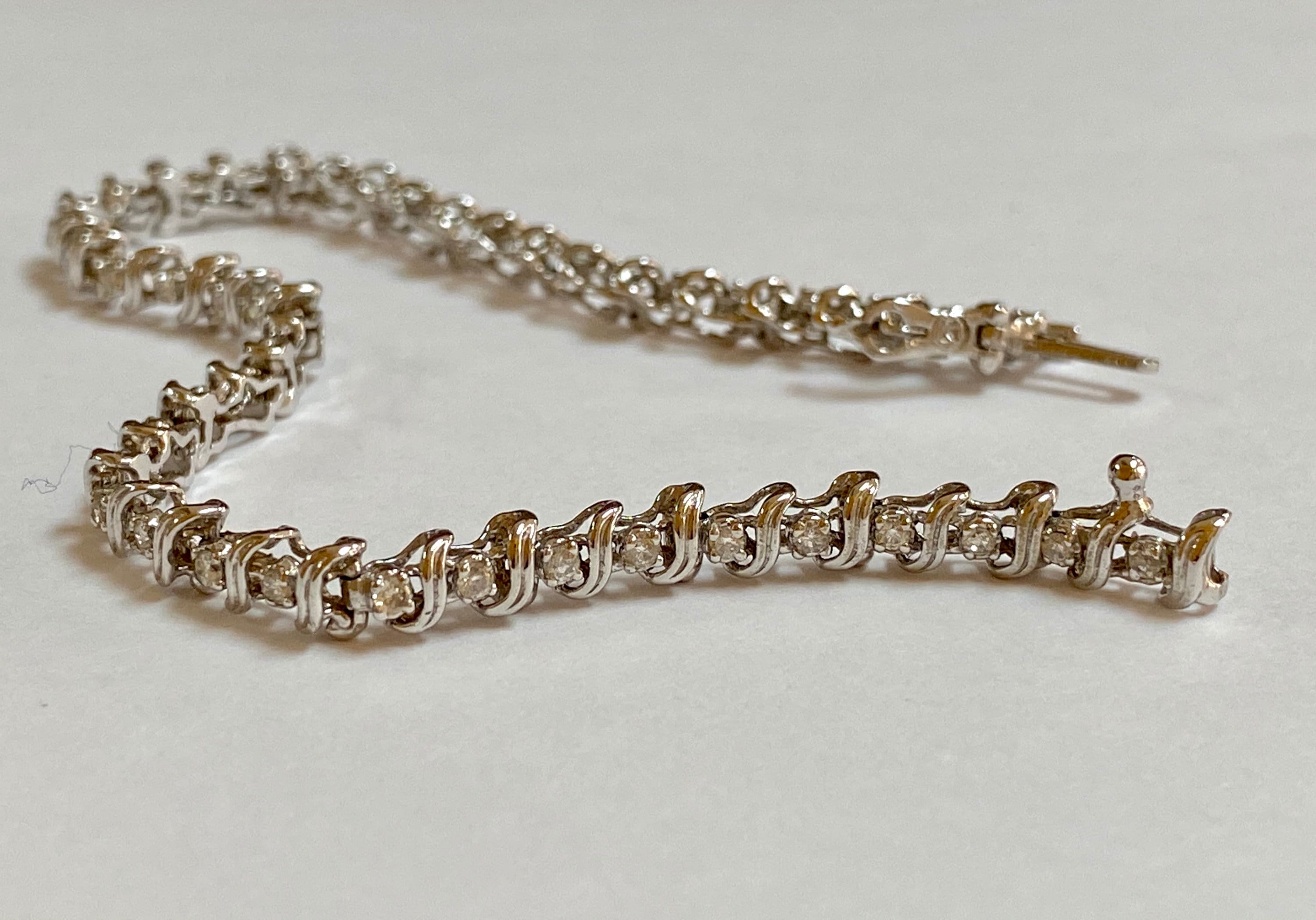 14K White Solid Gold And Diamond Tennis Bracelet!!!