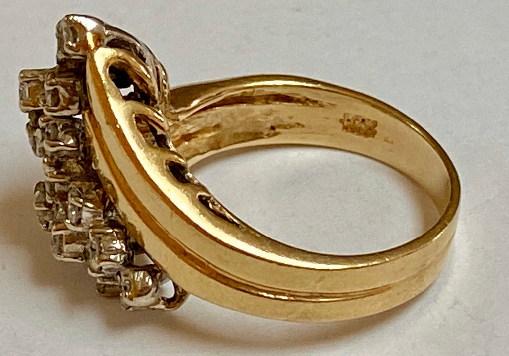 14K Yellow Solid Gold Diamond Cluster Women's Ring!!!! Size 5
