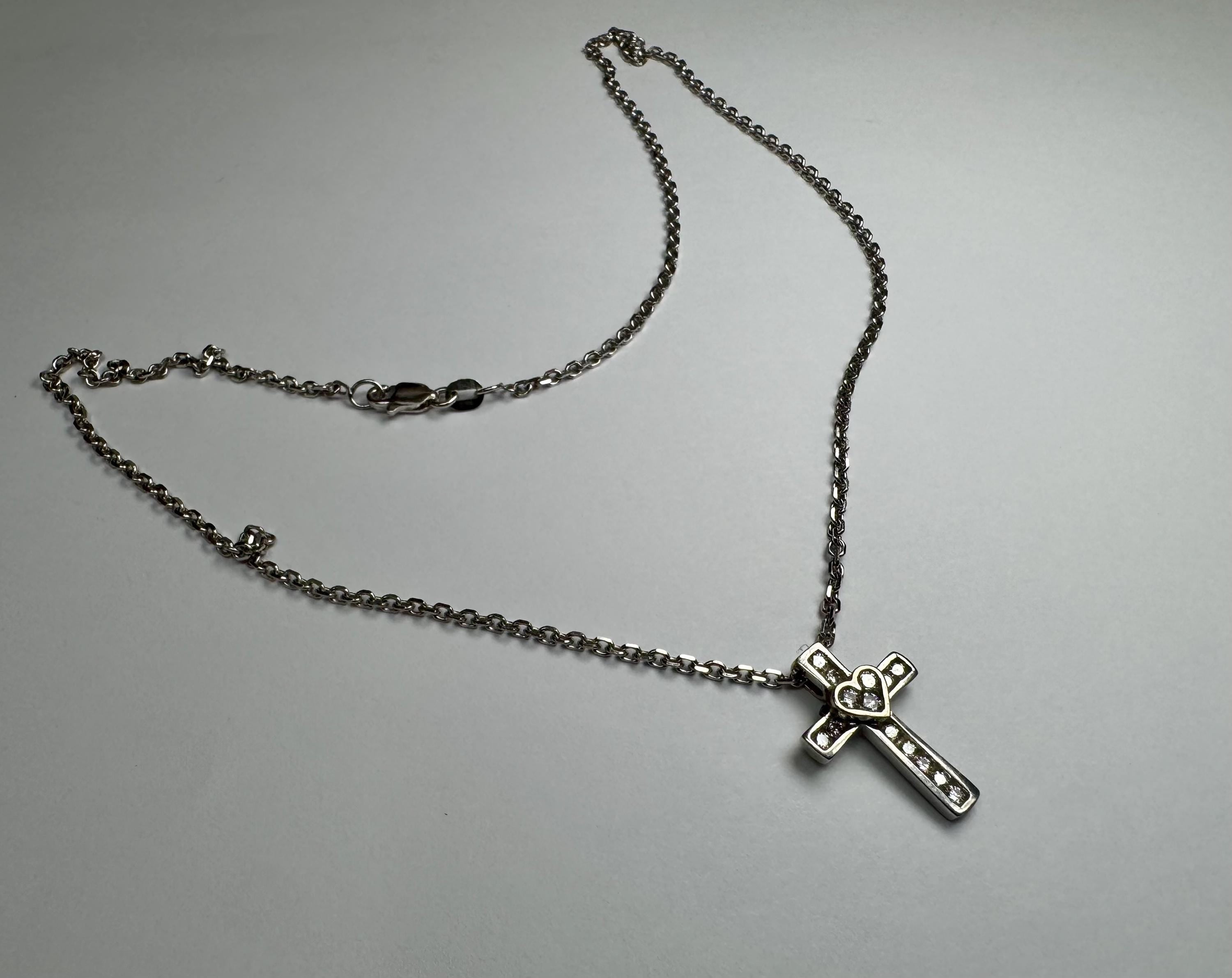 14K White Gold Diamond Cross Pendant Necklace, 16" Chain
