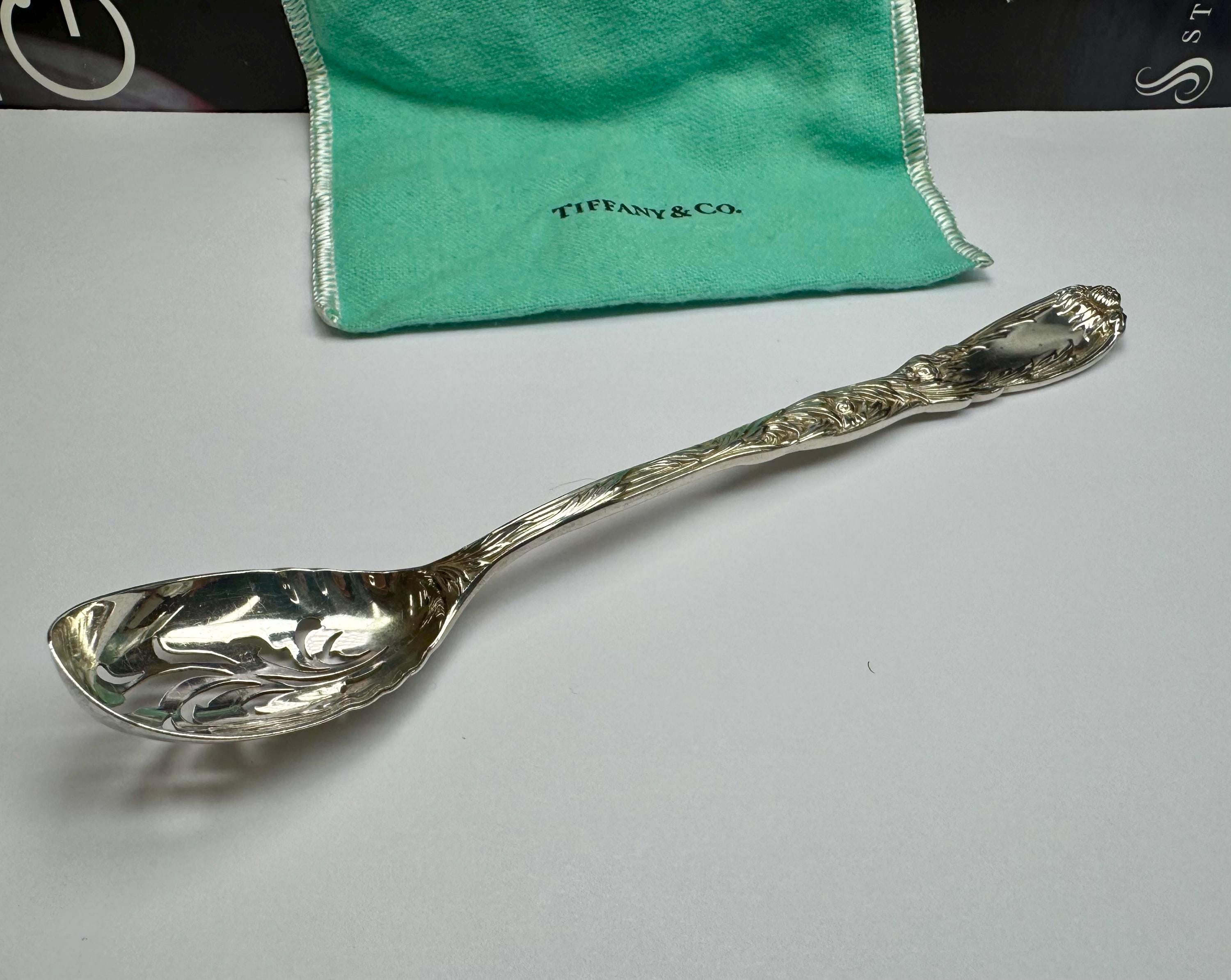 1880 Tiffany & Co. Sterling Silver Chrysanthemum Pattern Pierced Bowl Olive Spoon!!
