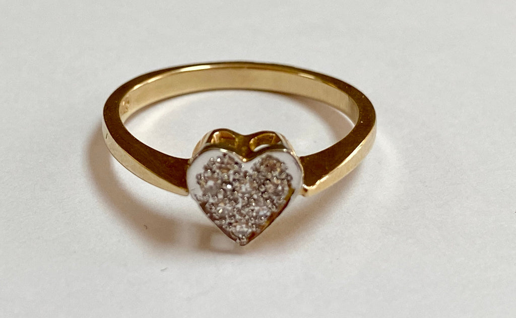 14K Yellow Gold Heart Diamond Ring - Size 6