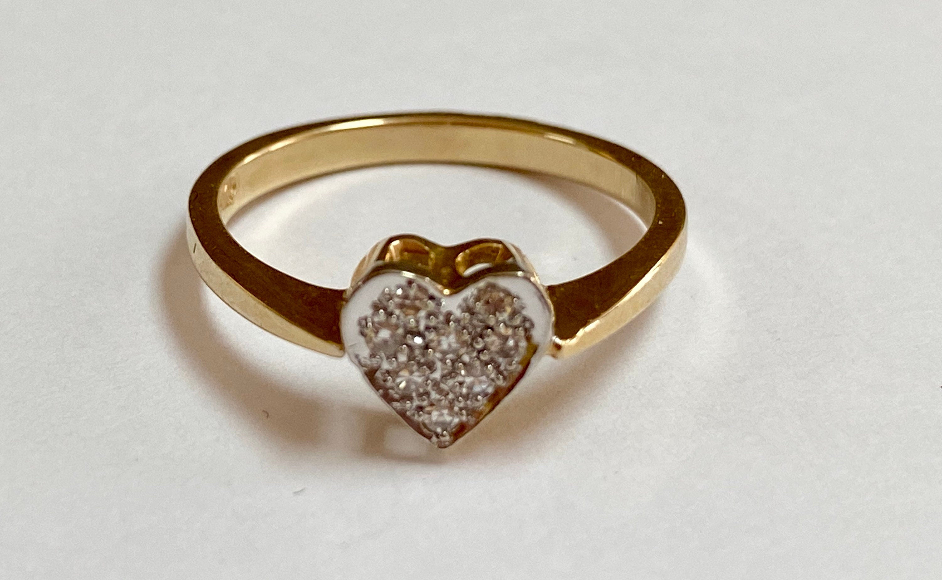 14K Yellow Gold Heart Diamond Ring - Size 6