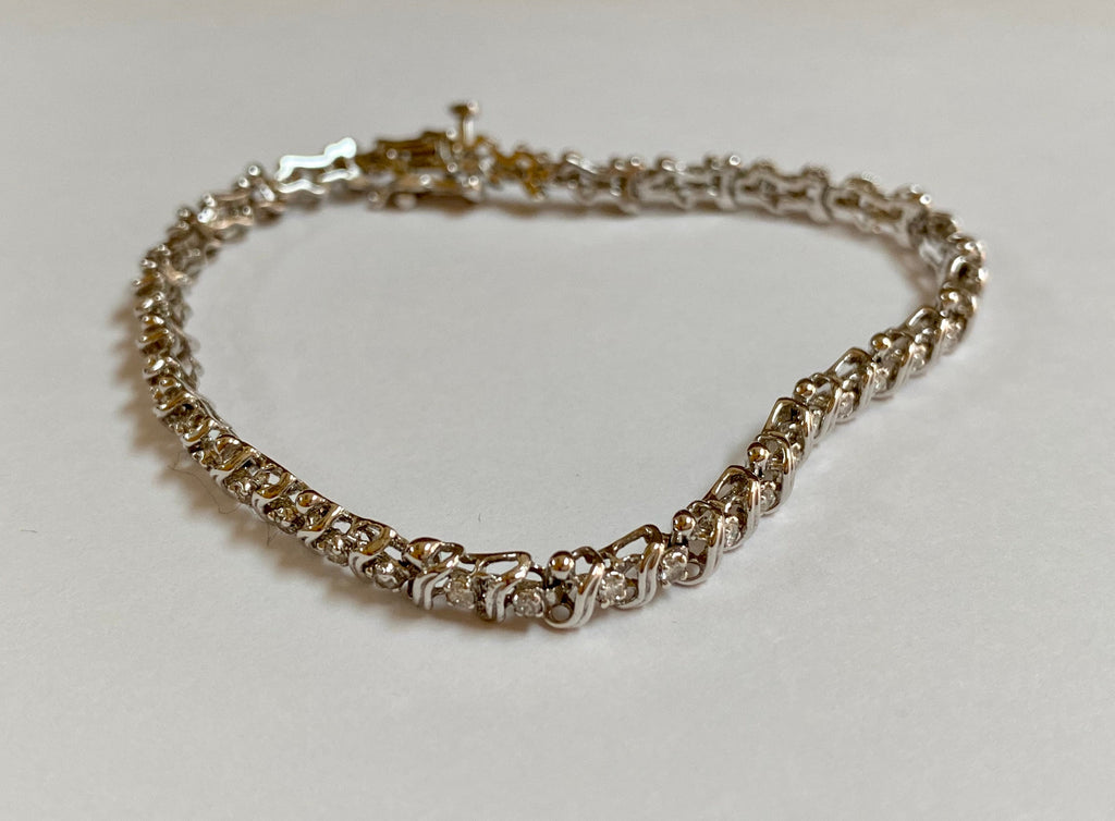 14K White Solid Gold And Diamond Tennis Bracelet!!!