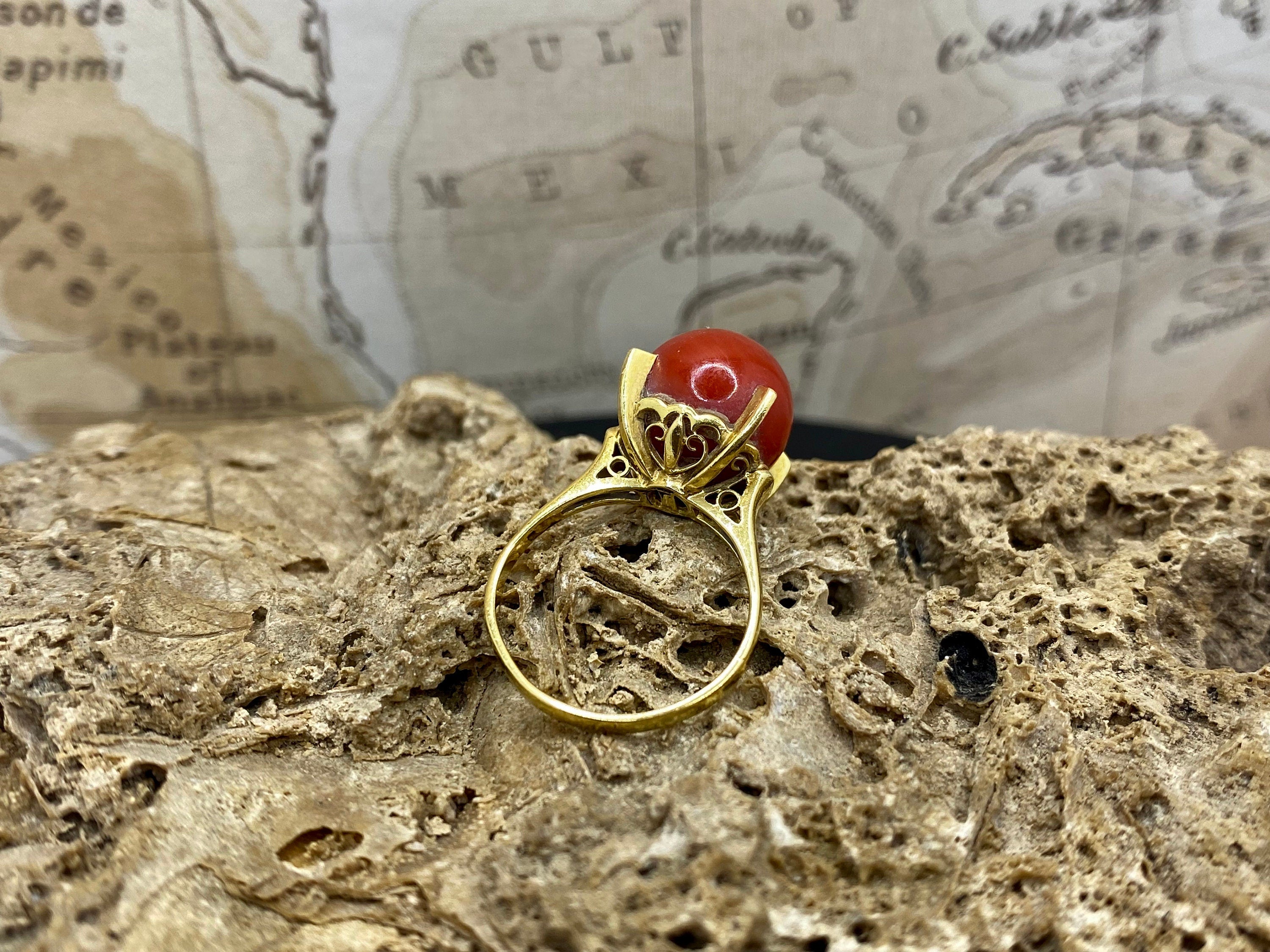18K Gold Oxblood Coral Ball Ring - Size 5 3/4