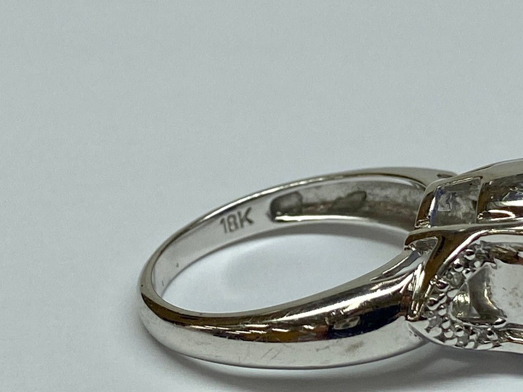 18K White Gold Tanzanite & Diamond Ring - Size 7