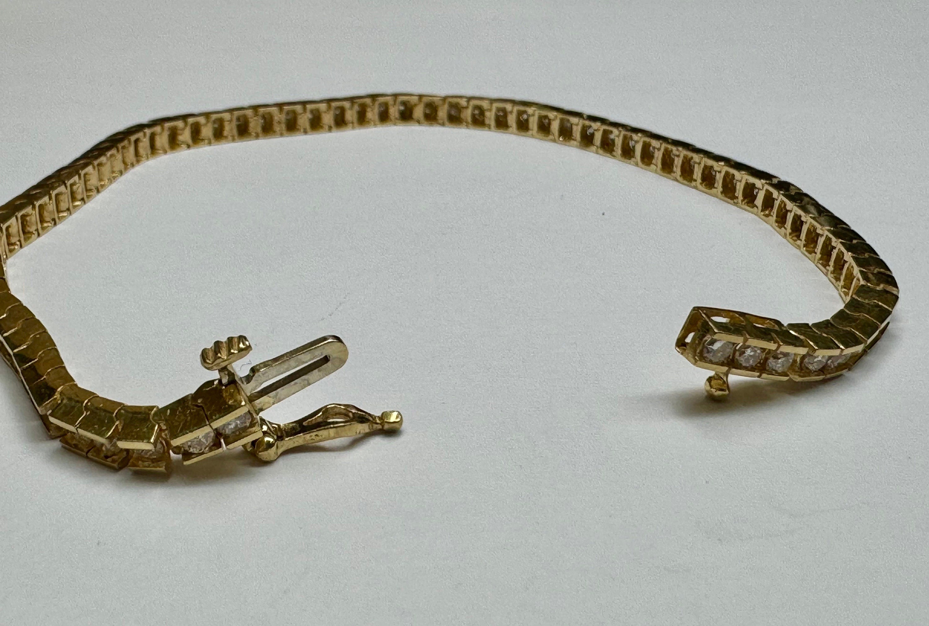 14K Yellow Gold Diamond Tennis Bracelet - 2 CT