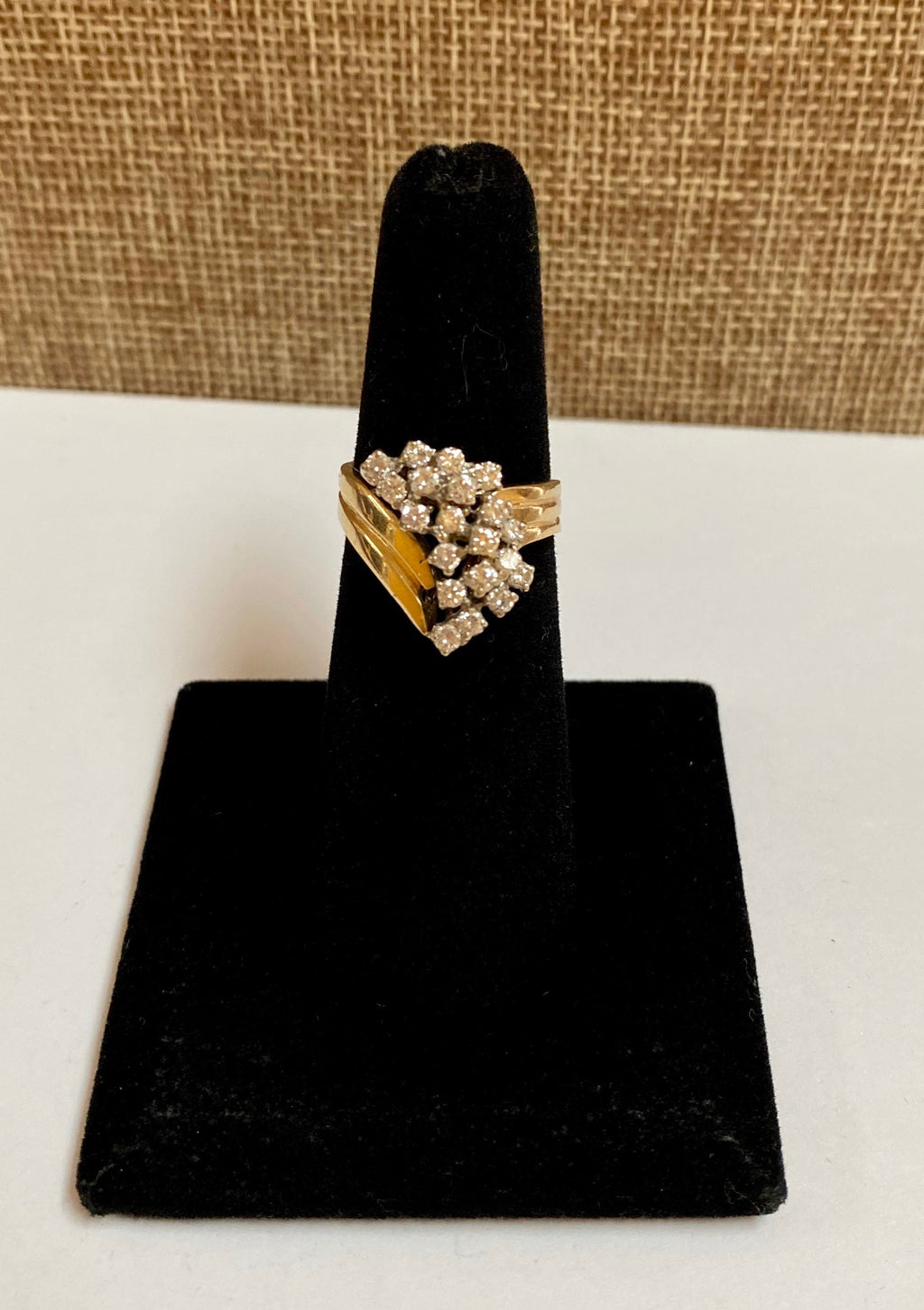 14K Yellow Solid Gold Diamond Cluster Women's Ring!!!! Size 5