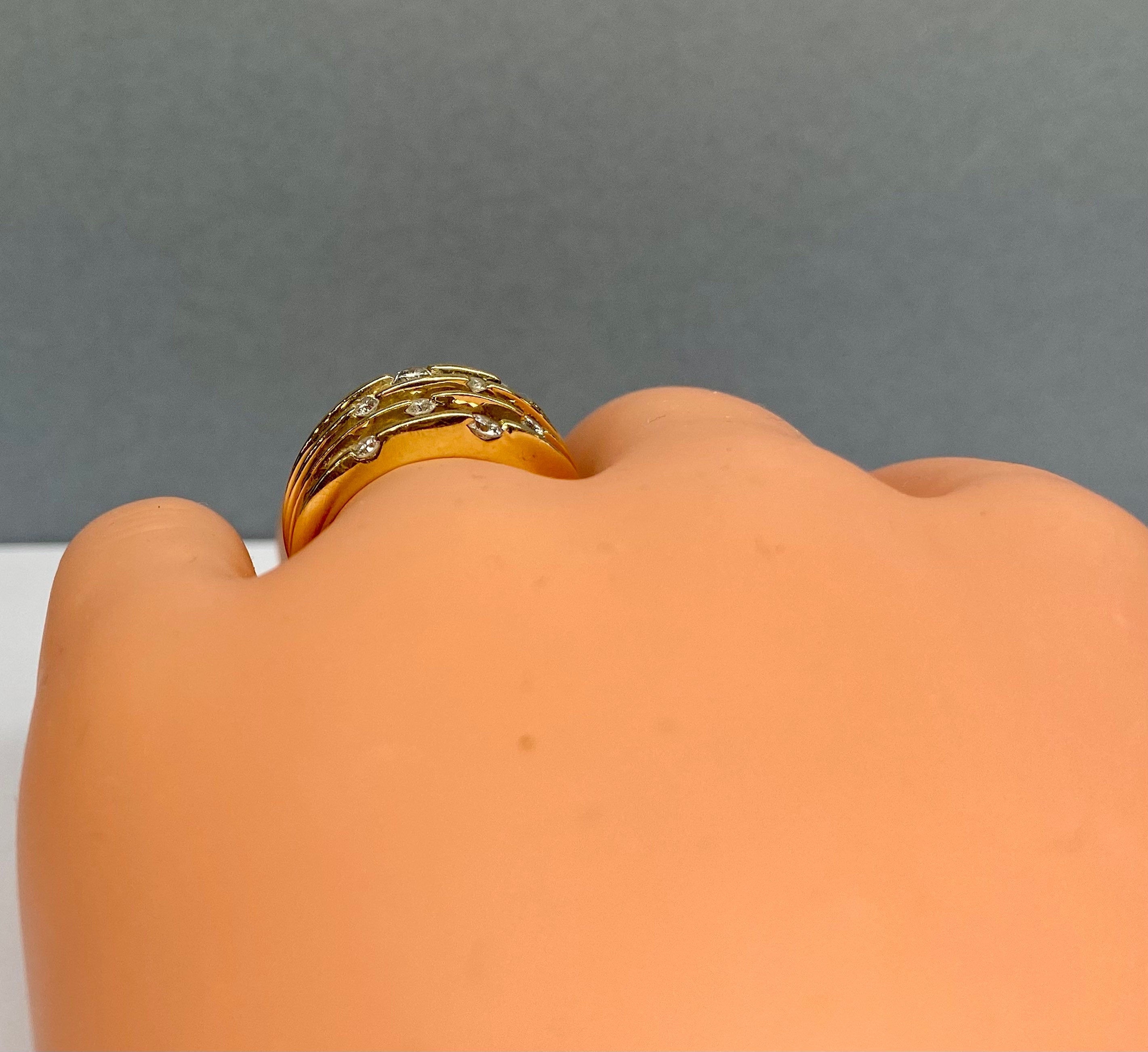 14k Yellow Gold Diamond Ring - Size 7