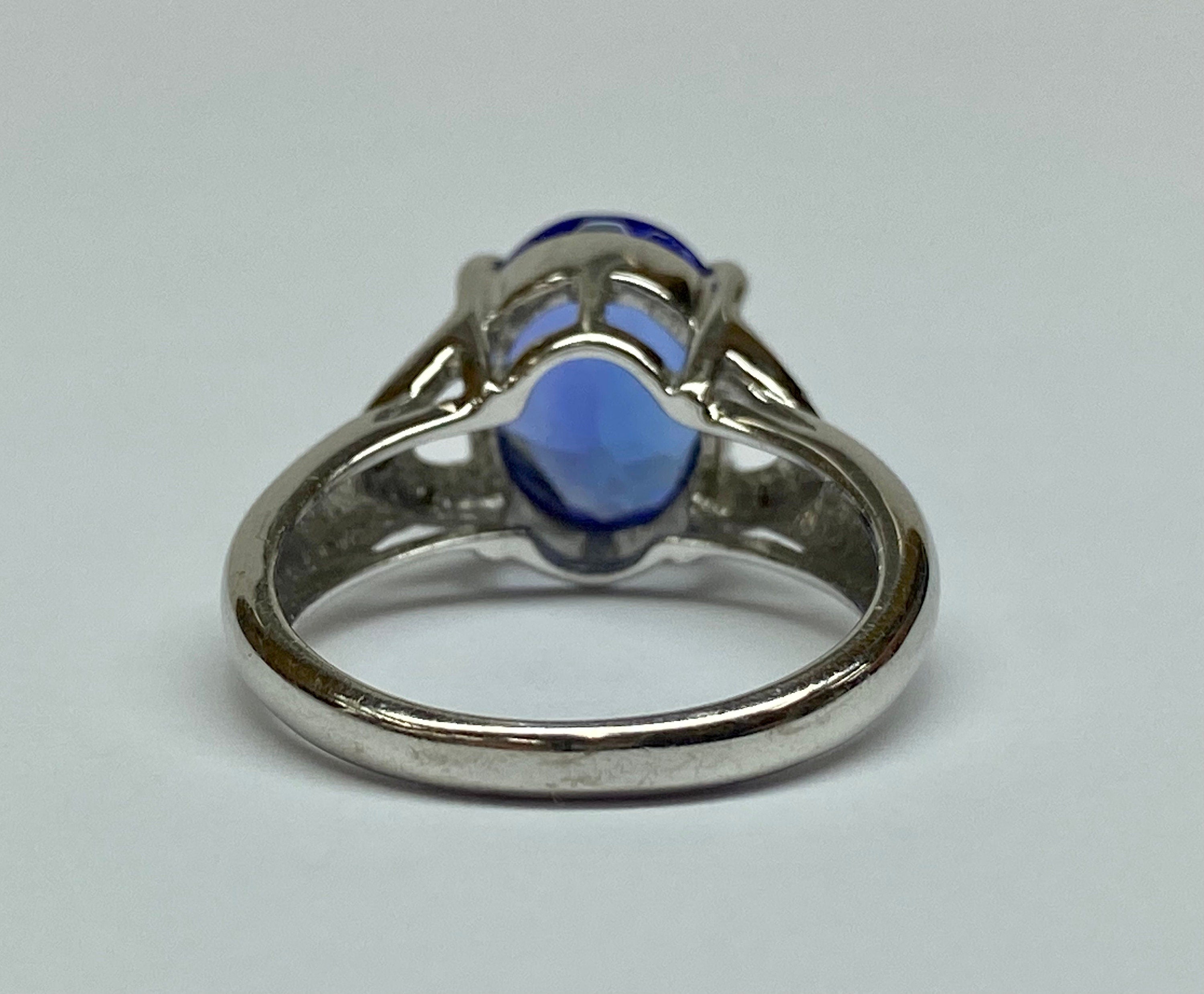 18K White Gold Tanzanite & Diamond Ring - Size 7