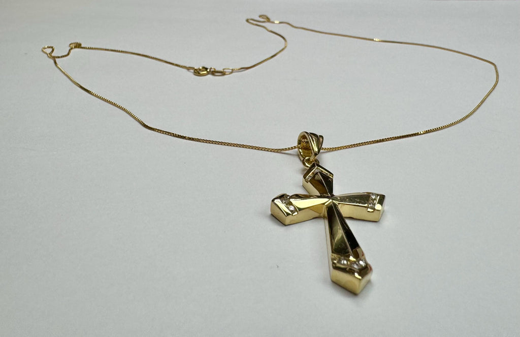 14K Yellow Gold Diamond Cross Pendant Necklace - 18" Chain
