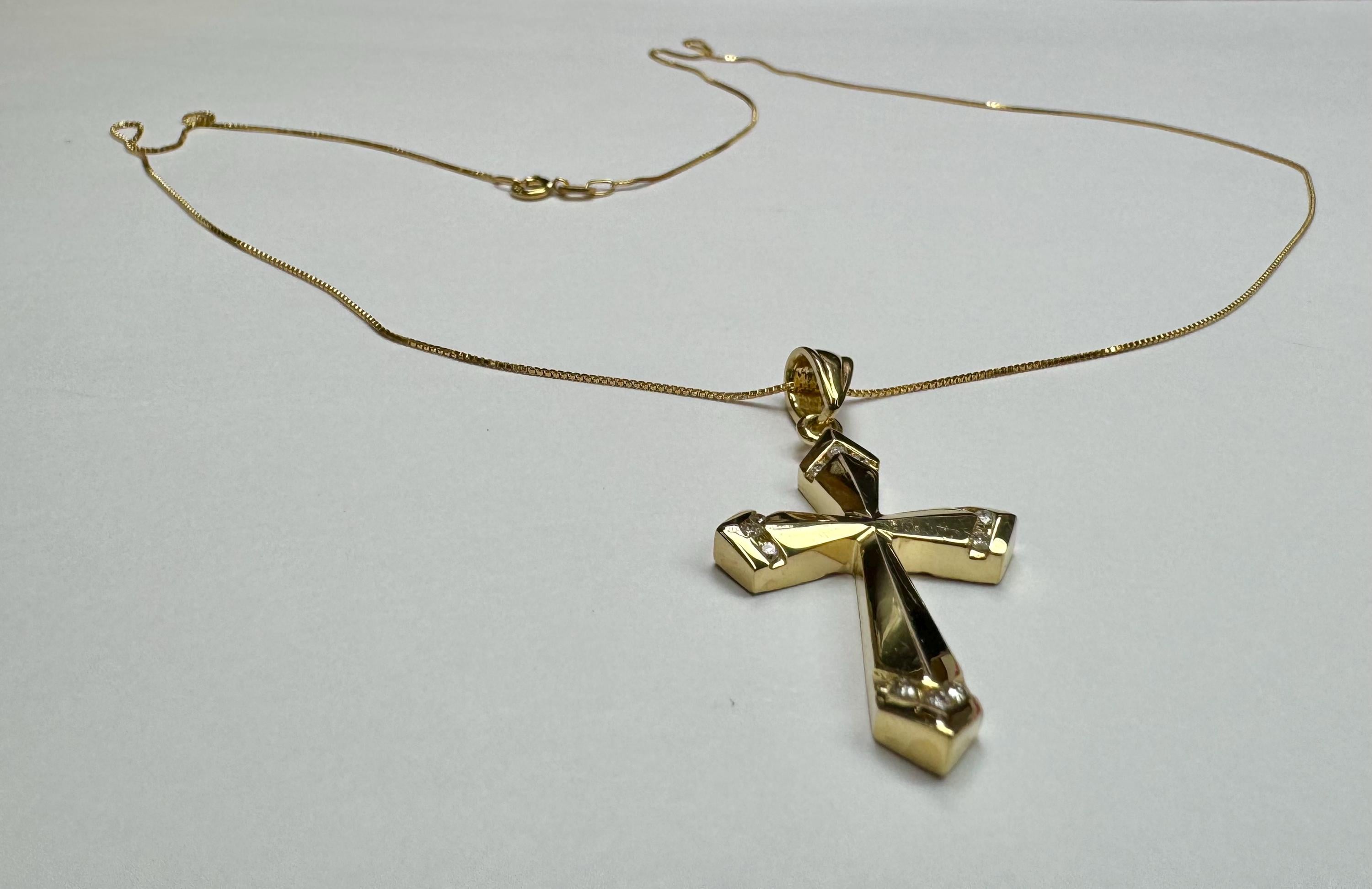 14K Yellow Gold Diamond Cross Pendant Necklace - 18" Chain