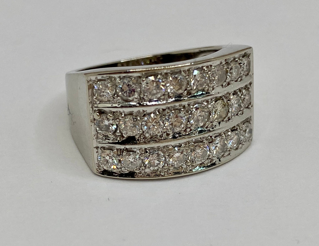 14K Solid White Gold And Diamond Unisex Ring !!!