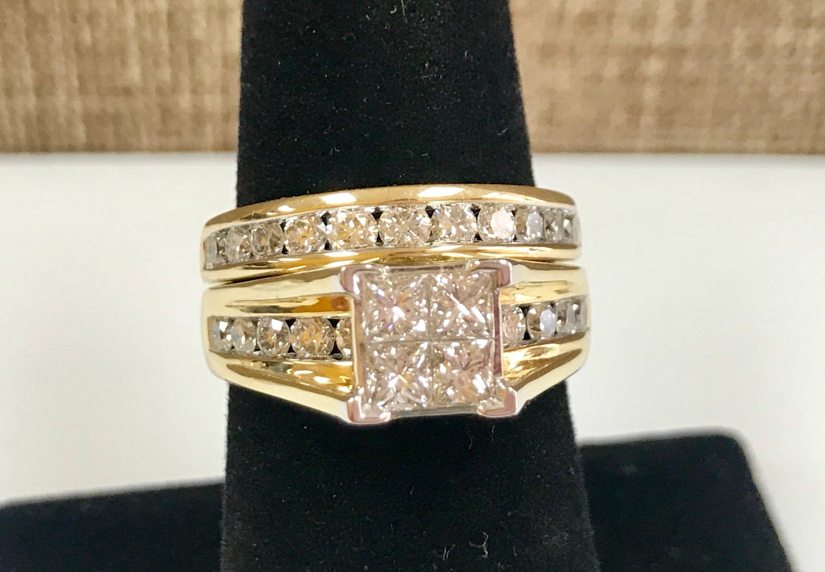 14K IKS Yellow Solid Gold Diamond Ring Set!!!! Size 7