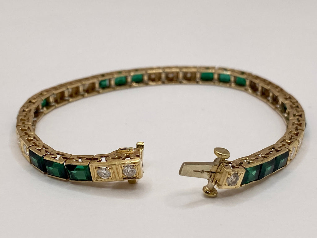 14K Yellow Gold Diamond And Emerald Tennis Bracelet!!!!