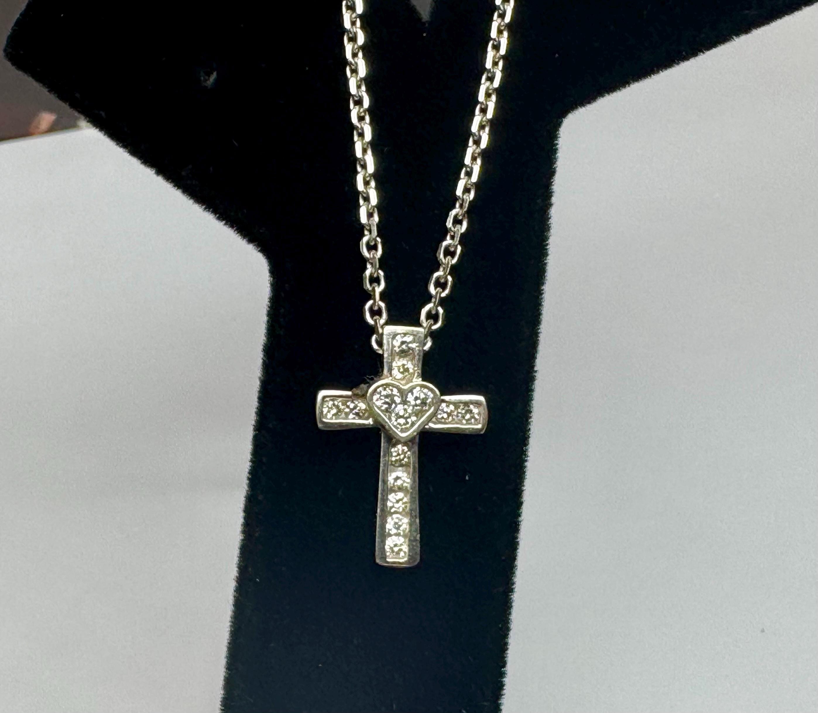14K White Gold Diamond Cross Pendant Necklace, 16" Chain