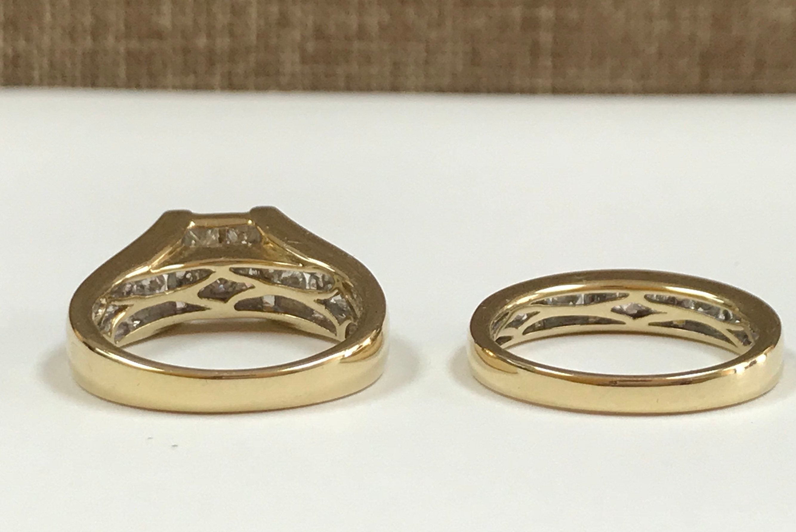 14K IKS Yellow Solid Gold Diamond Ring Set!!!! Size 7