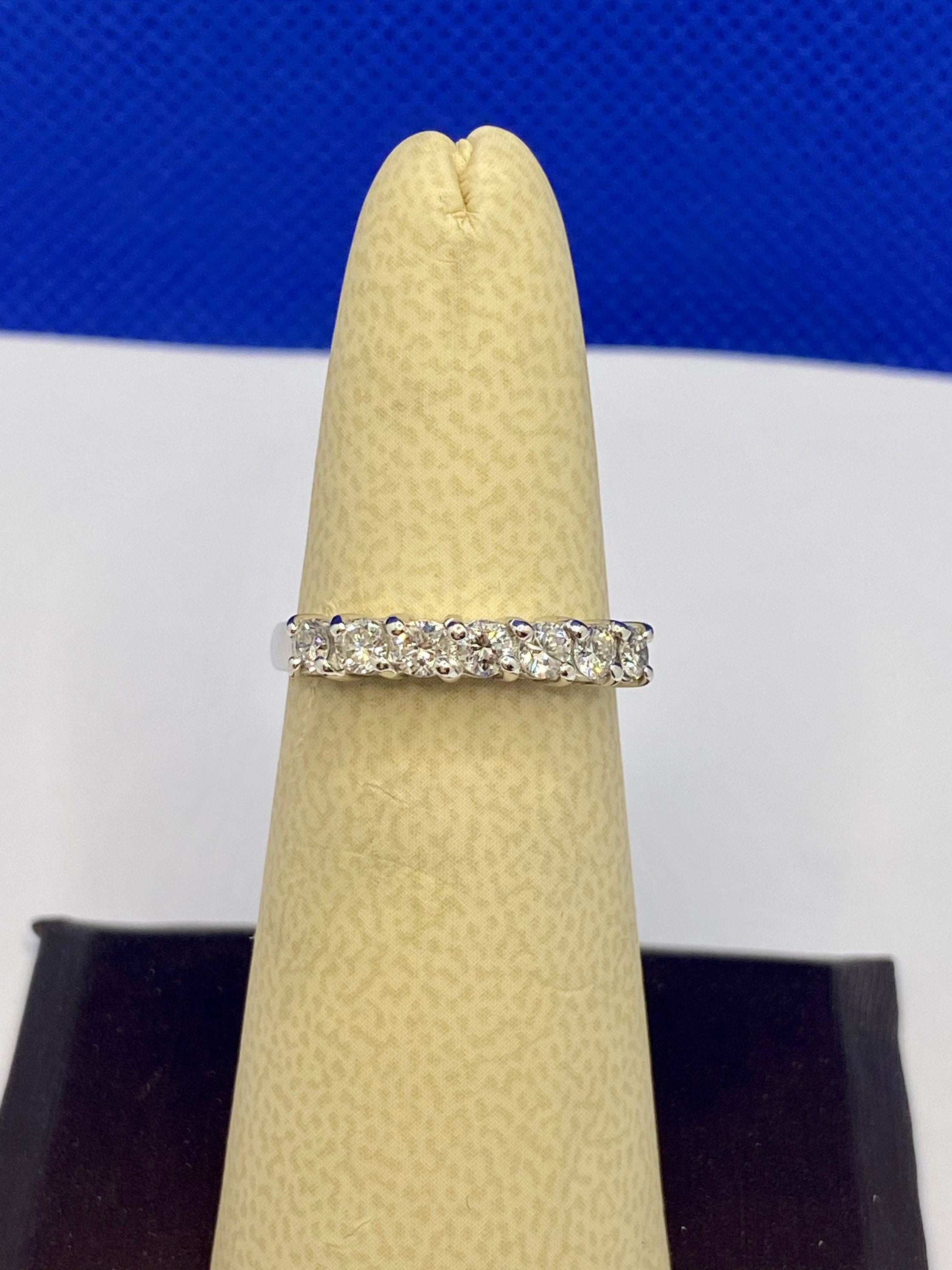 18K White Solid Gold And Diamond Wedding Ring/Band