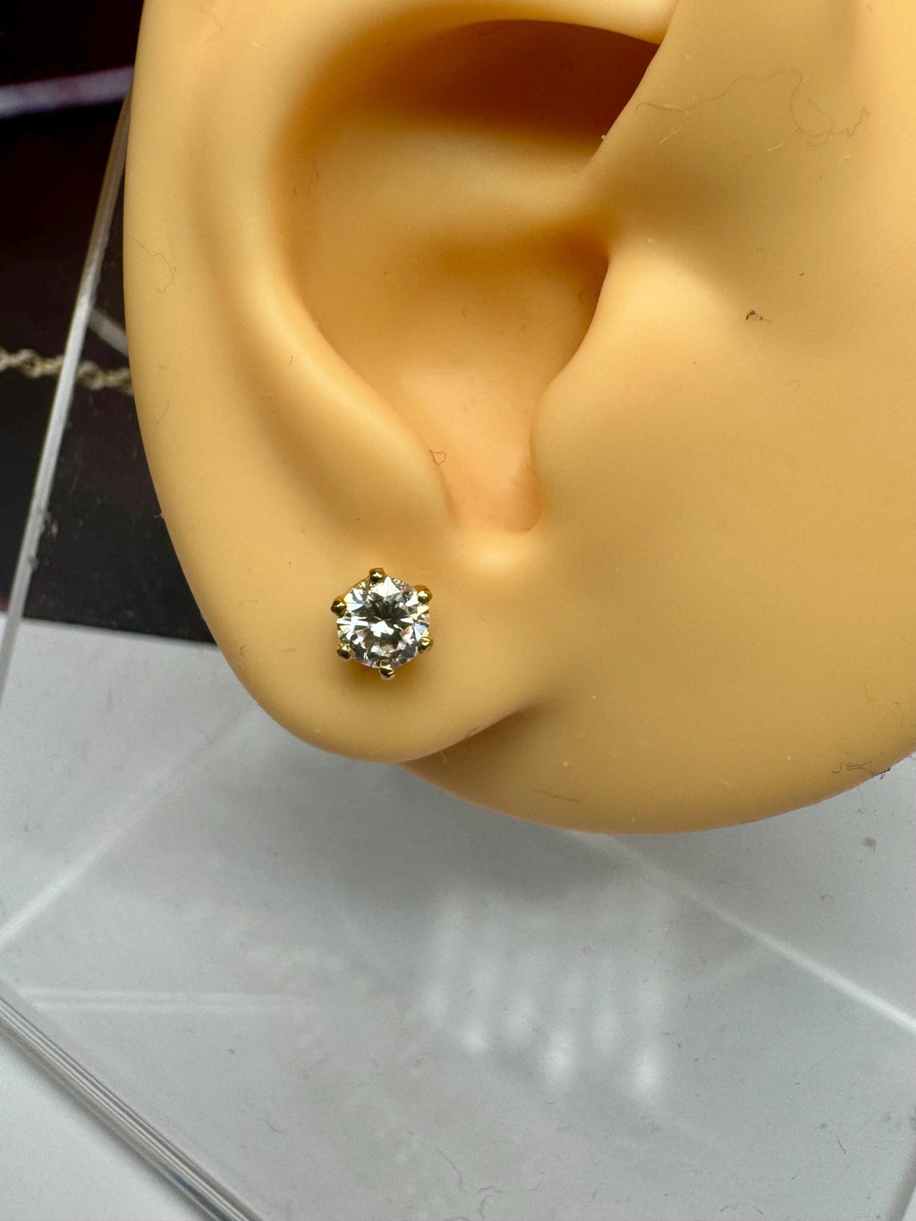 14K Yellow Gold Diamond Stud Earrings, .70ctw VS Clarity