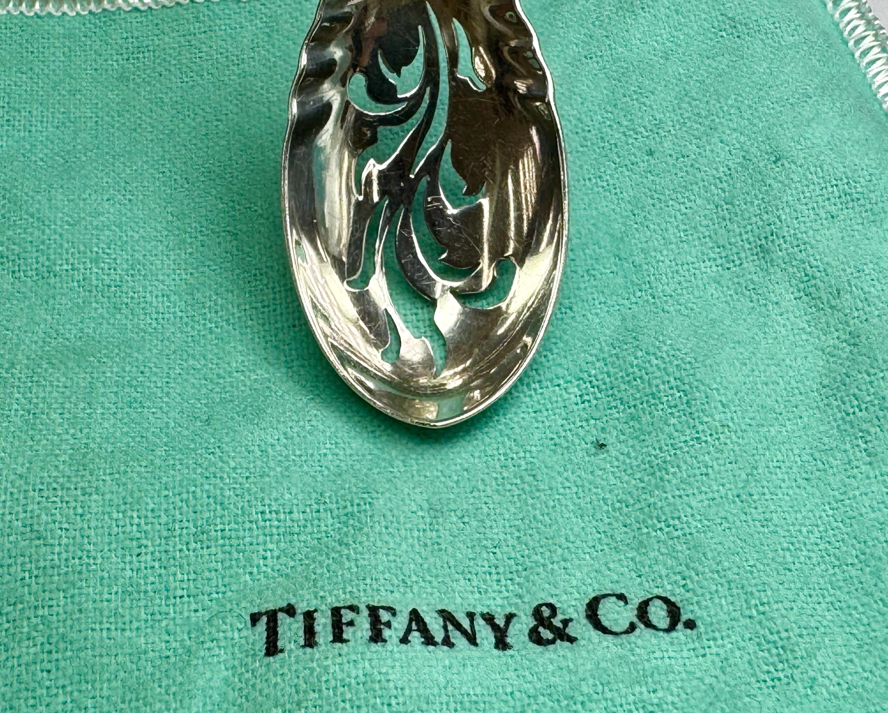 1880 Tiffany & Co. Sterling Silver Chrysanthemum Pattern Pierced Bowl Olive Spoon!!
