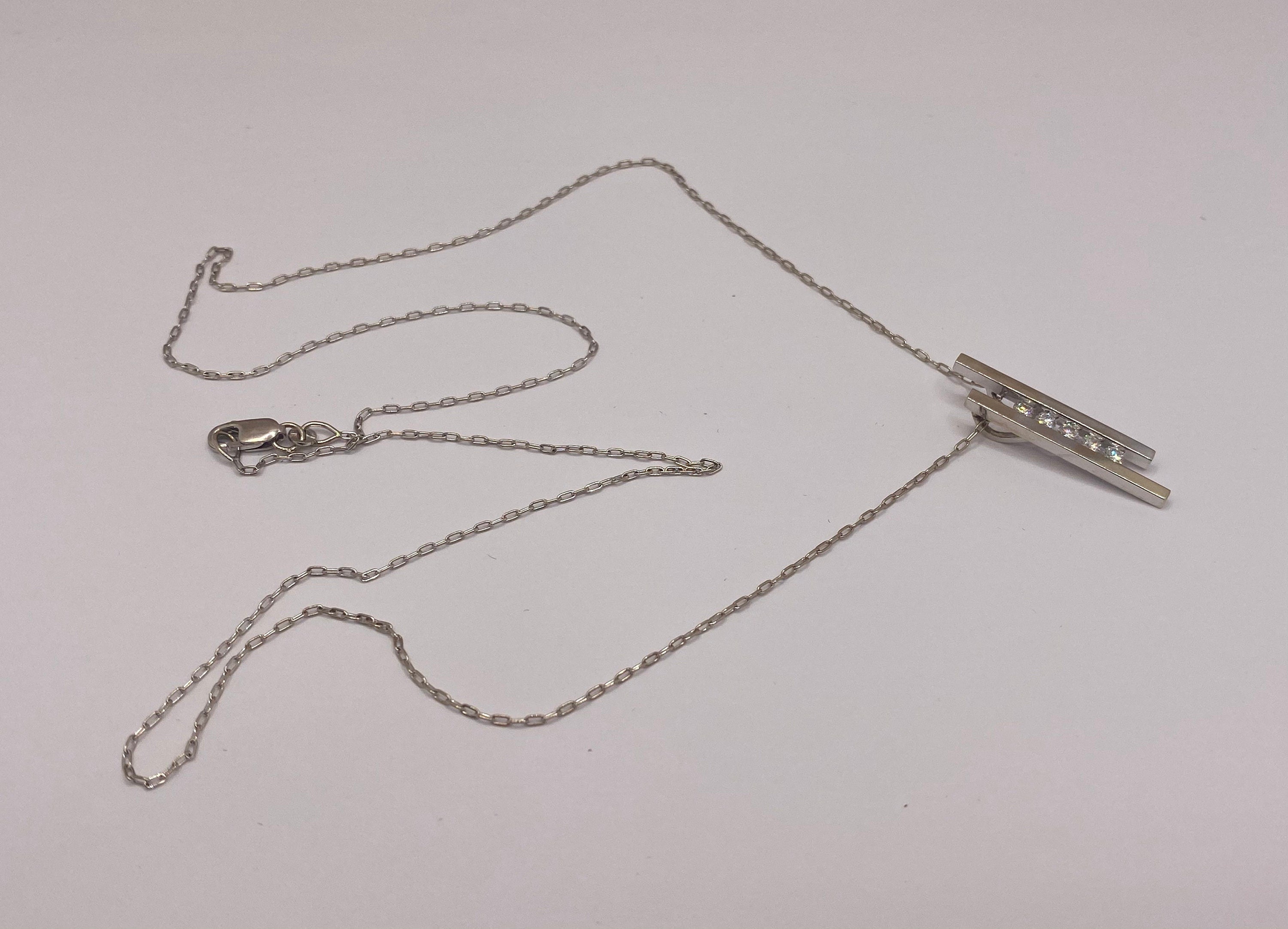 14K White Gold Diamond Vertical Bar Pendant Necklace