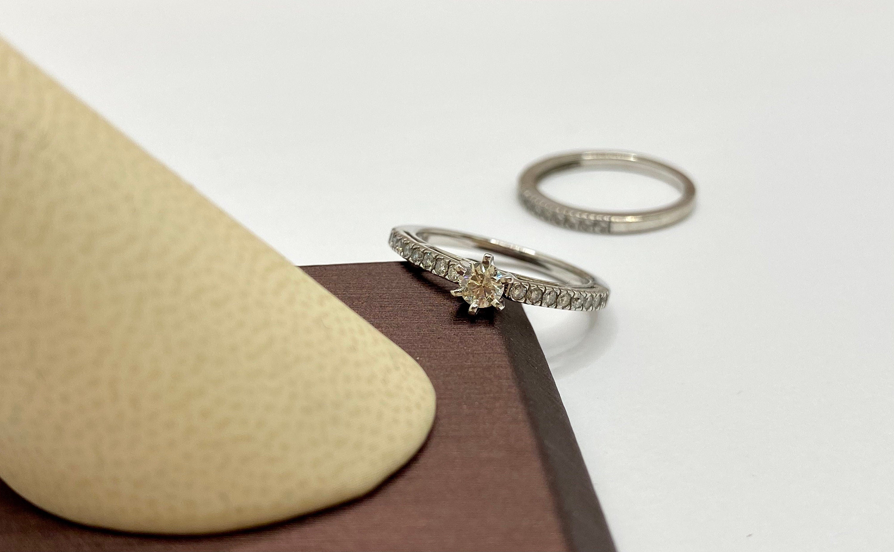 14K White Gold Diamond Wedding Ring Set - Size US 5