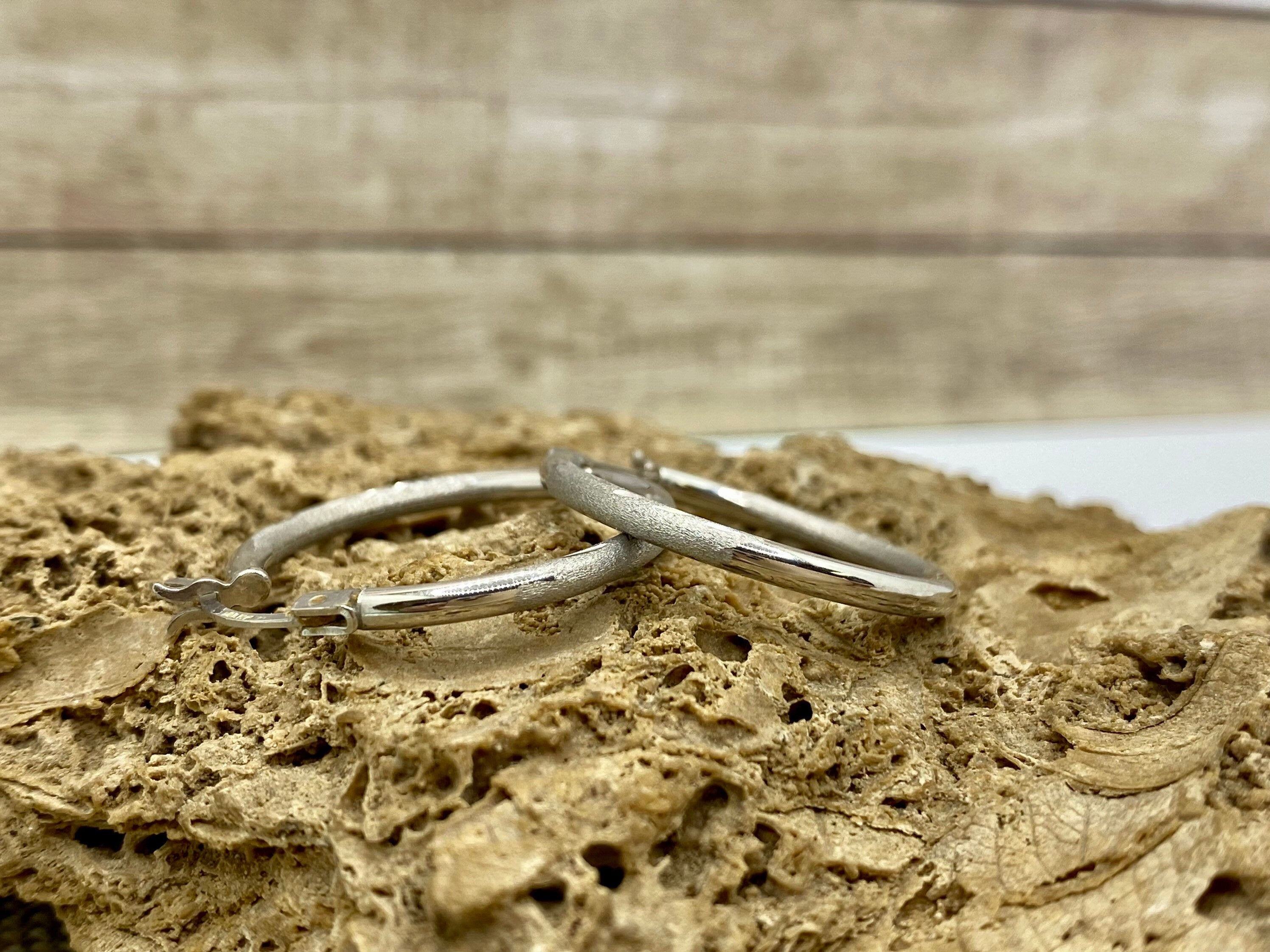 14K White Gold Hoop Earring Set !!!