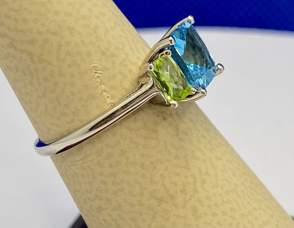 14K White Gold Emerald Cut Aquamarine and Peridot Ring