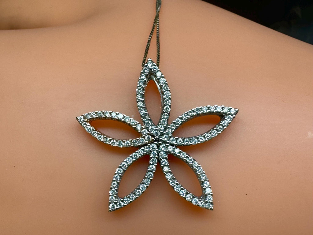14K White Gold Diamond Flower Pendant Necklace, 18" Chain
