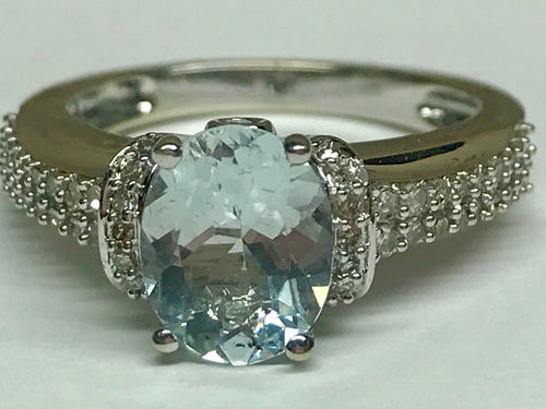 14K White Gold Aquamarine Ring with Diamond Accents, Size 7