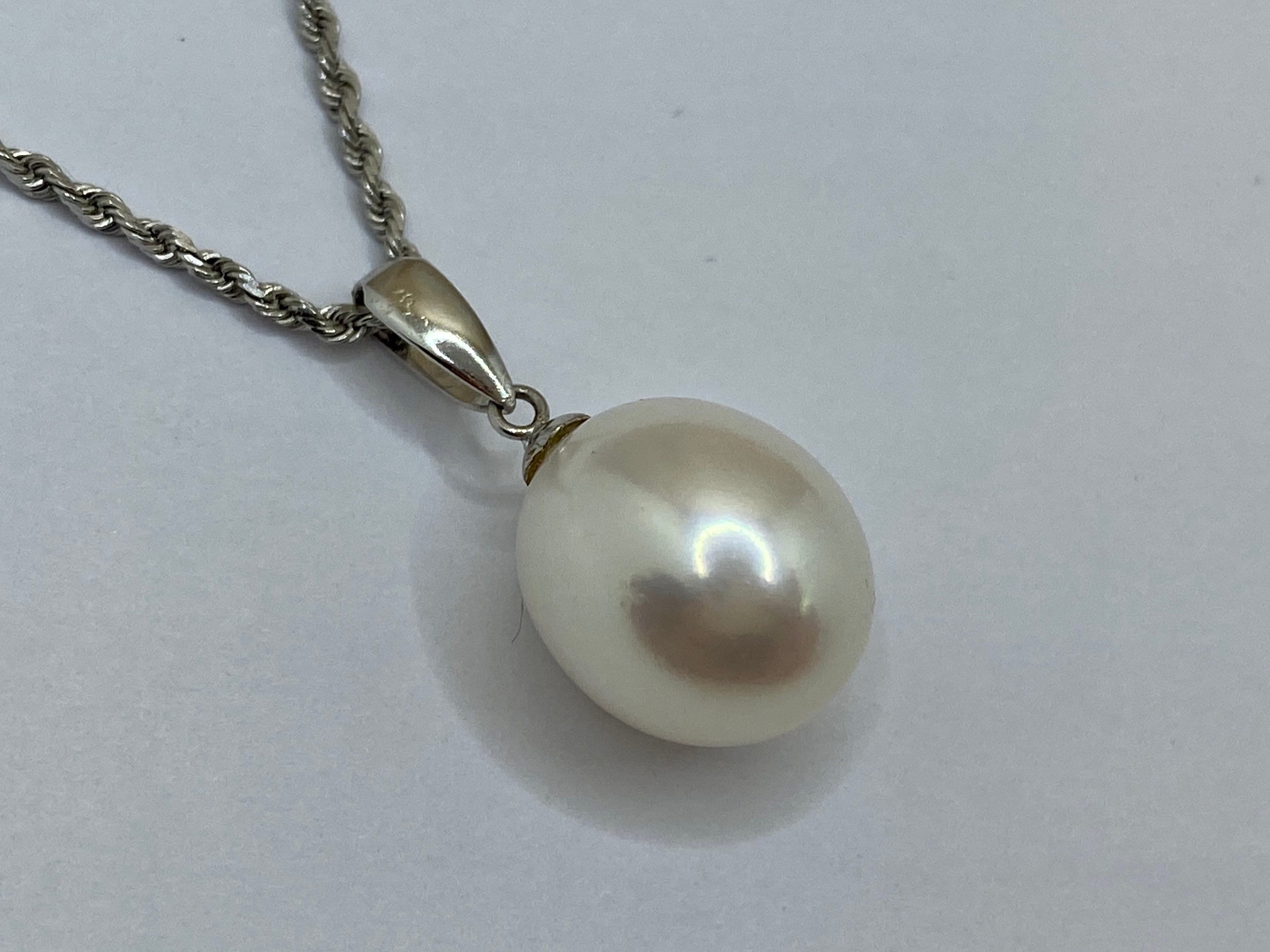 14K White Gold Rope Chain Necklace with White Pearl Pendant