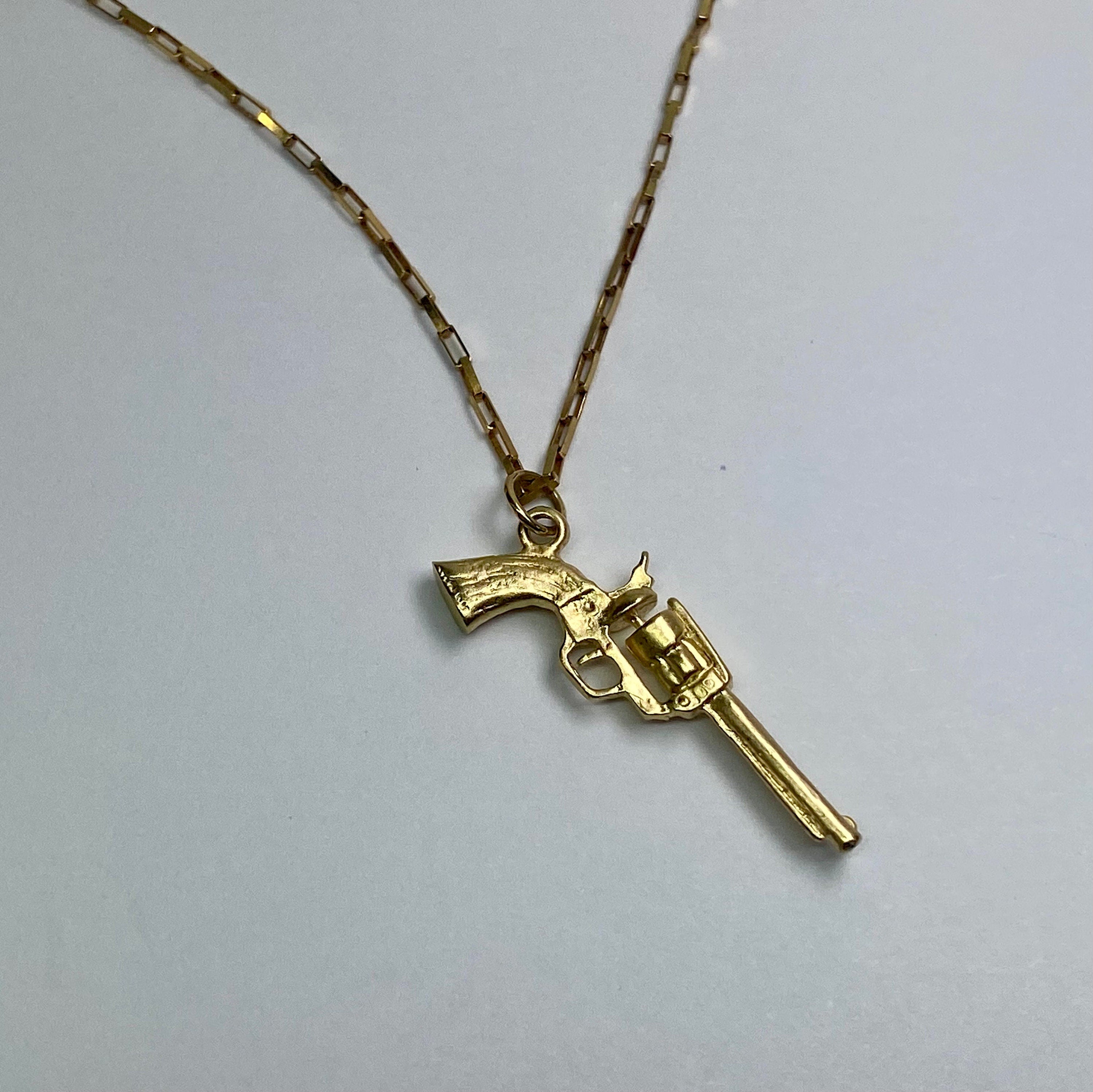 14K Yellow Solid Gold 3D Revolver Pistol Gun Pendant/Charm !!!!