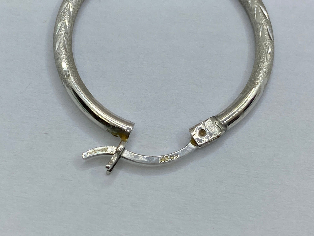 14K White Gold Hoop Earring Set !!!