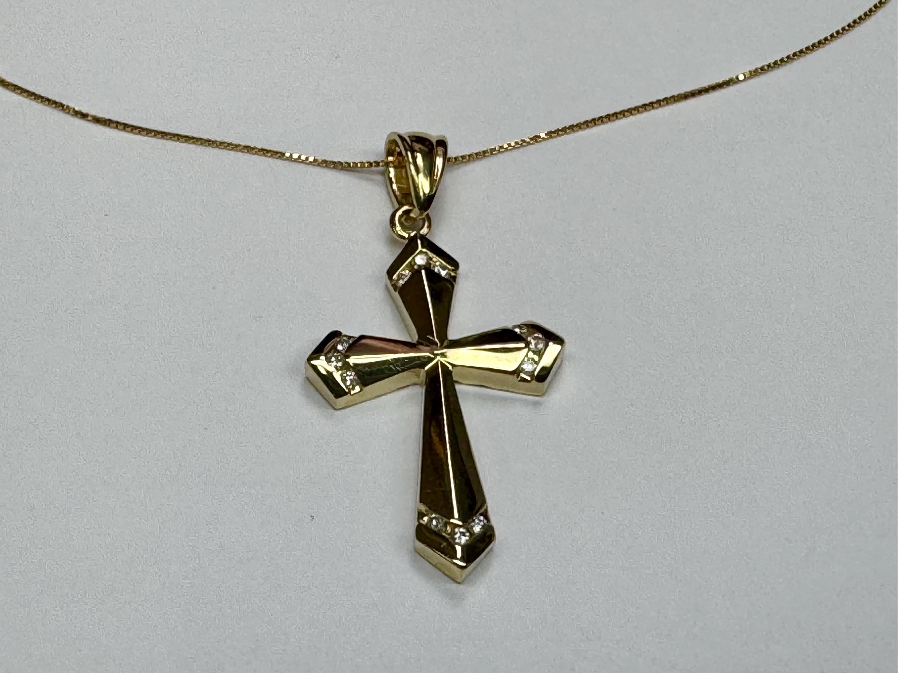 14K Yellow Gold Diamond Cross Pendant Necklace - 18" Chain