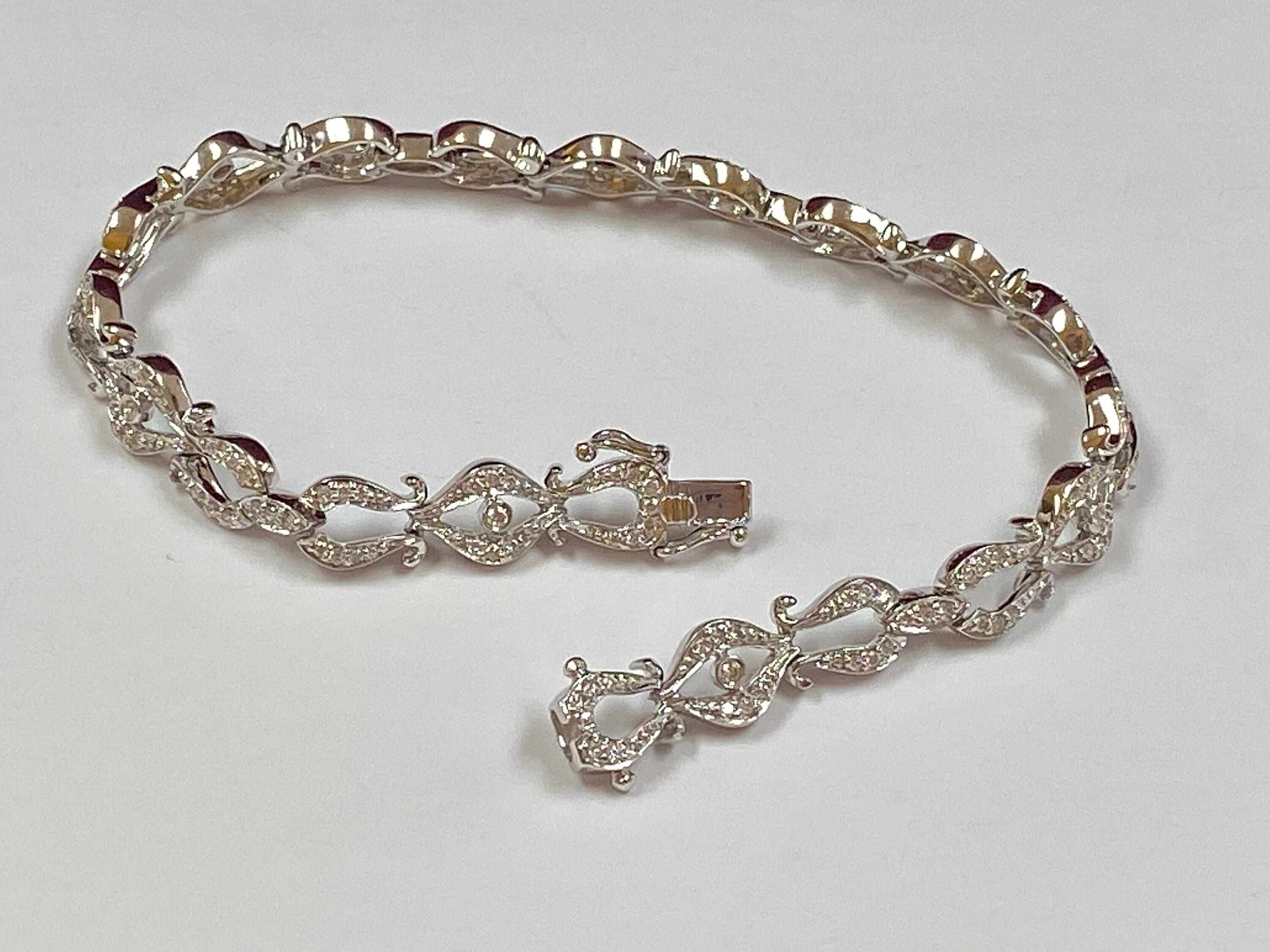 14K White Solid Gold Diamond Women's Bracelet !!!!!