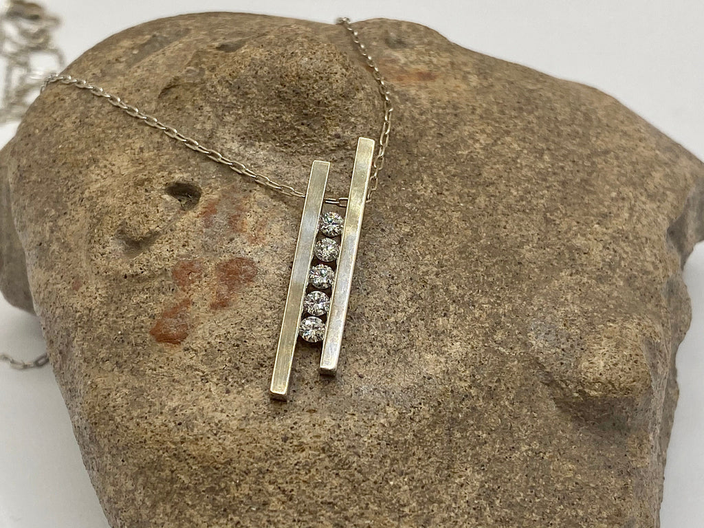 14K White Gold Diamond Vertical Bar Pendant Necklace