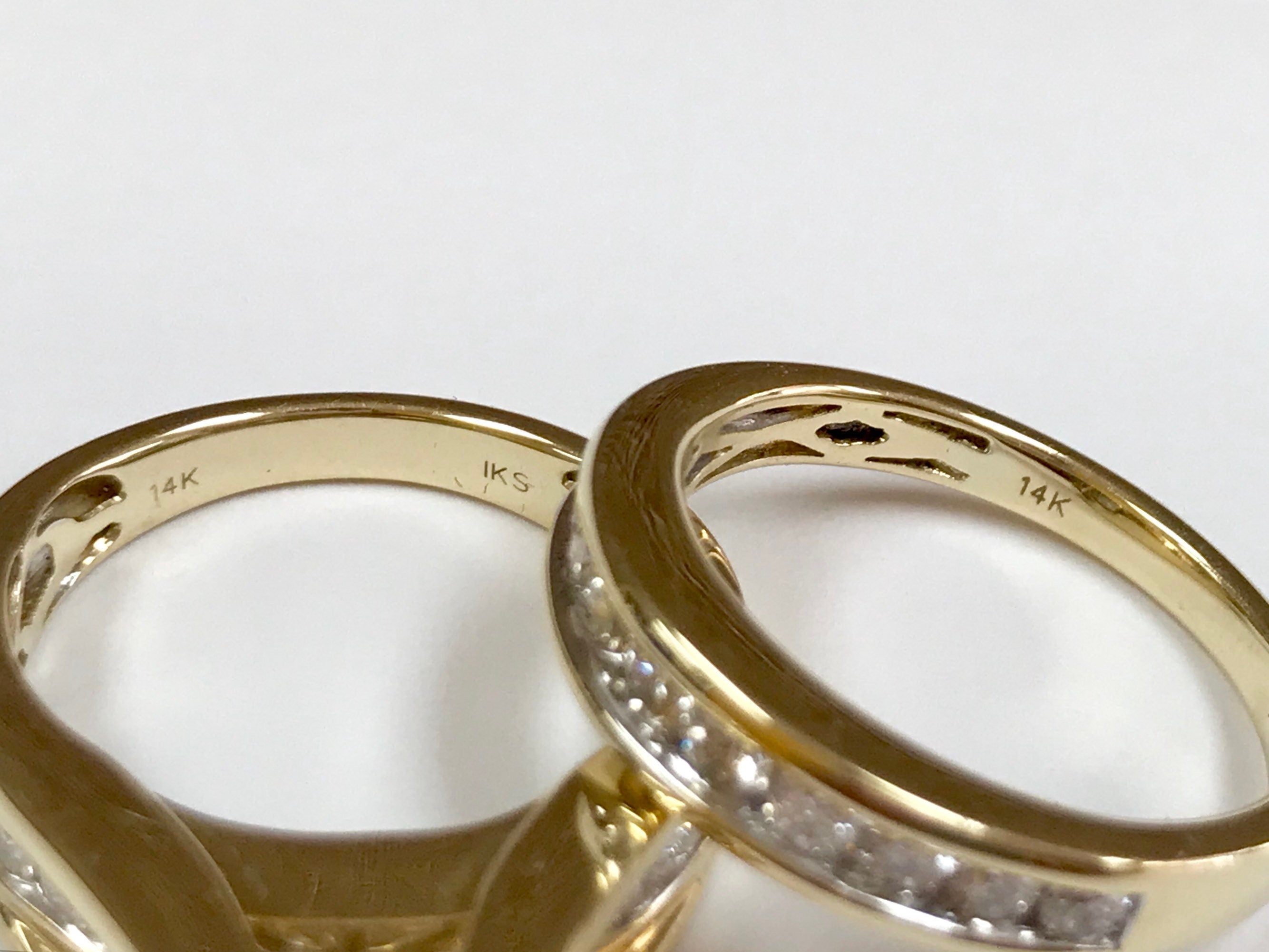 14K IKS Yellow Solid Gold Diamond Ring Set!!!! Size 7