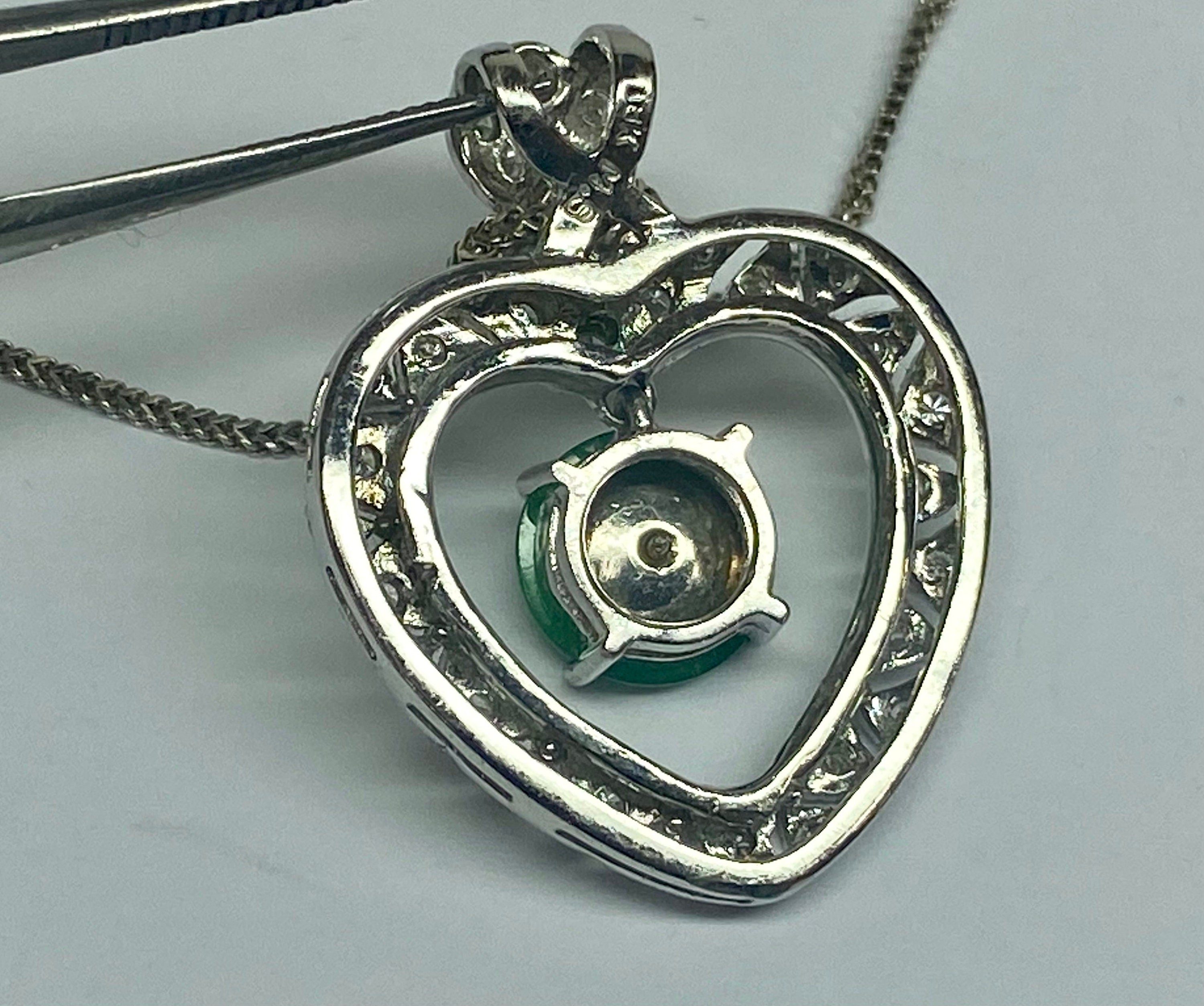18K White Gold Diamond & Jadeite Jade Heart Pendant Necklace