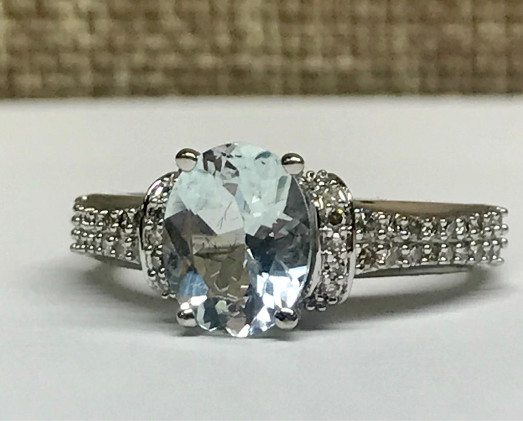 14K White Gold Aquamarine Ring with Diamond Accents, Size 7
