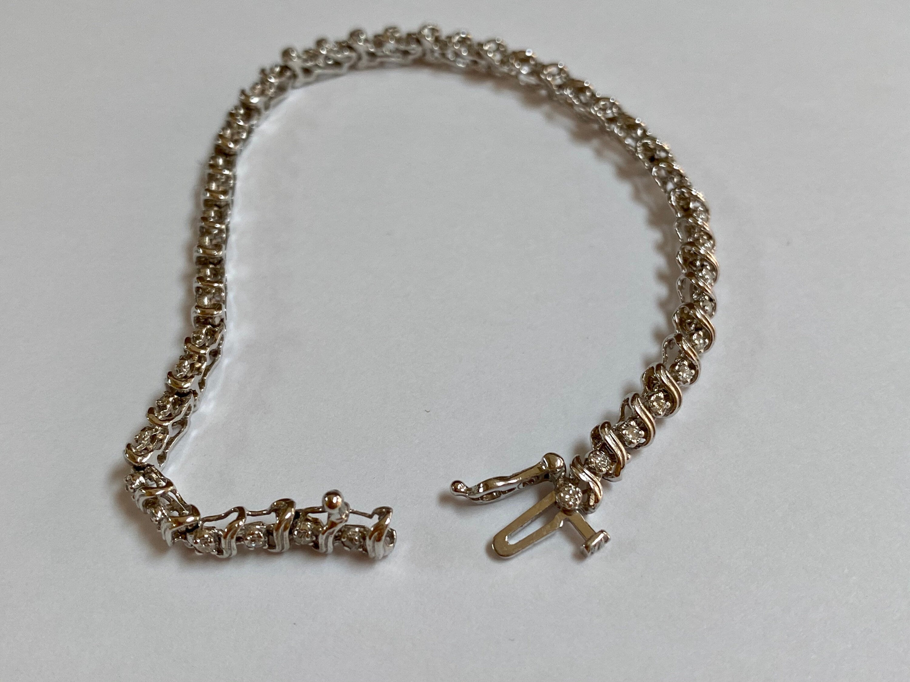 14K White Solid Gold And Diamond Tennis Bracelet!!!