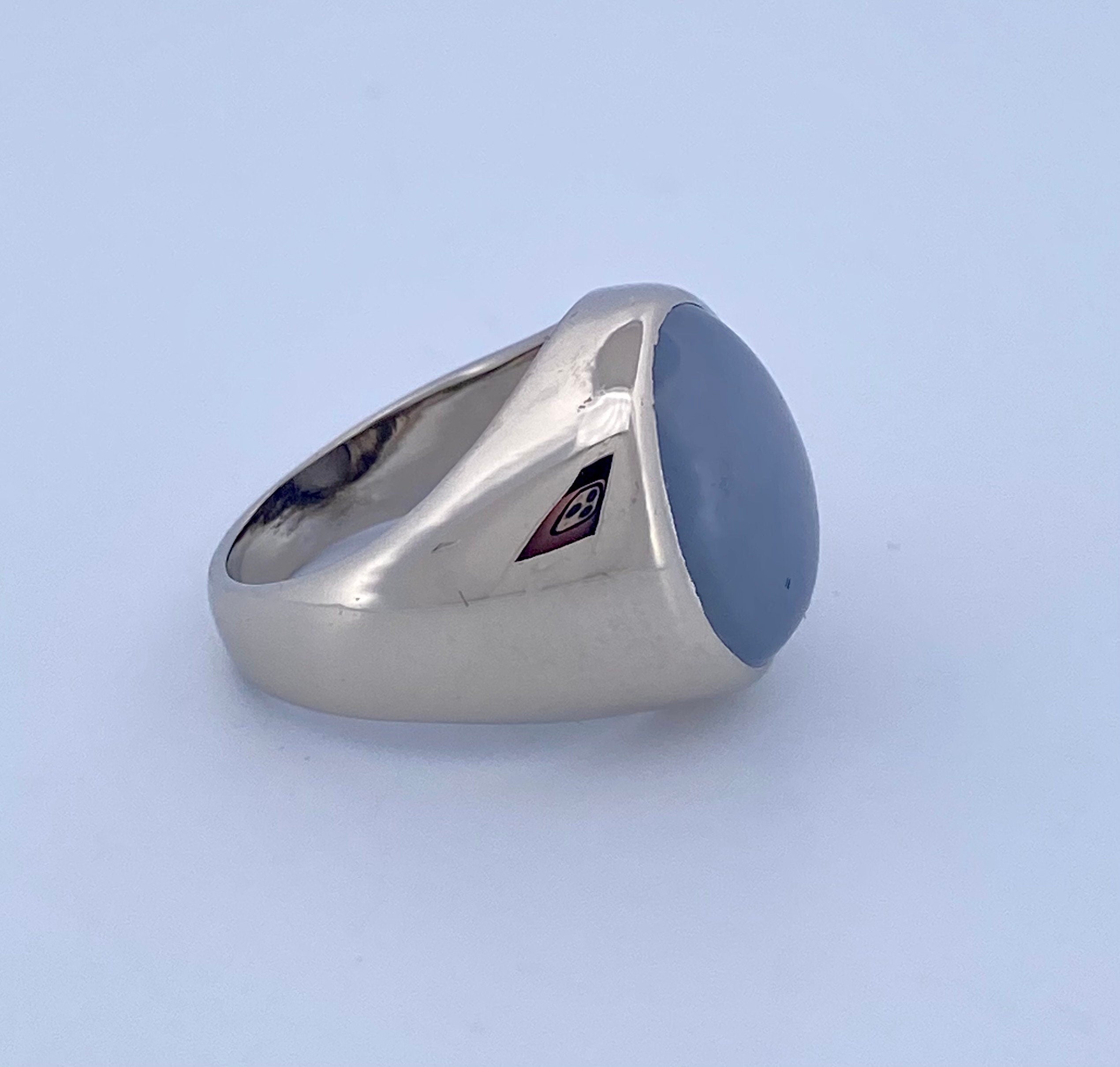 14K White Gold Star Sapphire Ring - Size 6 3/4