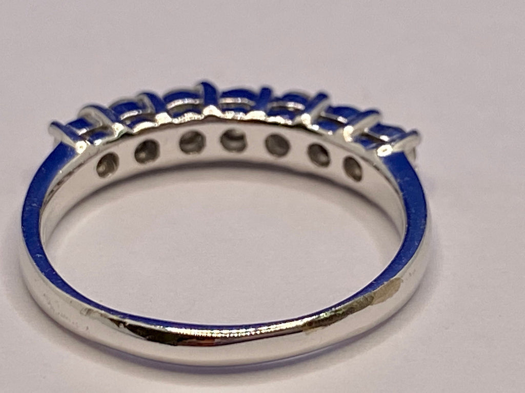 18K White Solid Gold And Diamond Wedding Ring/Band