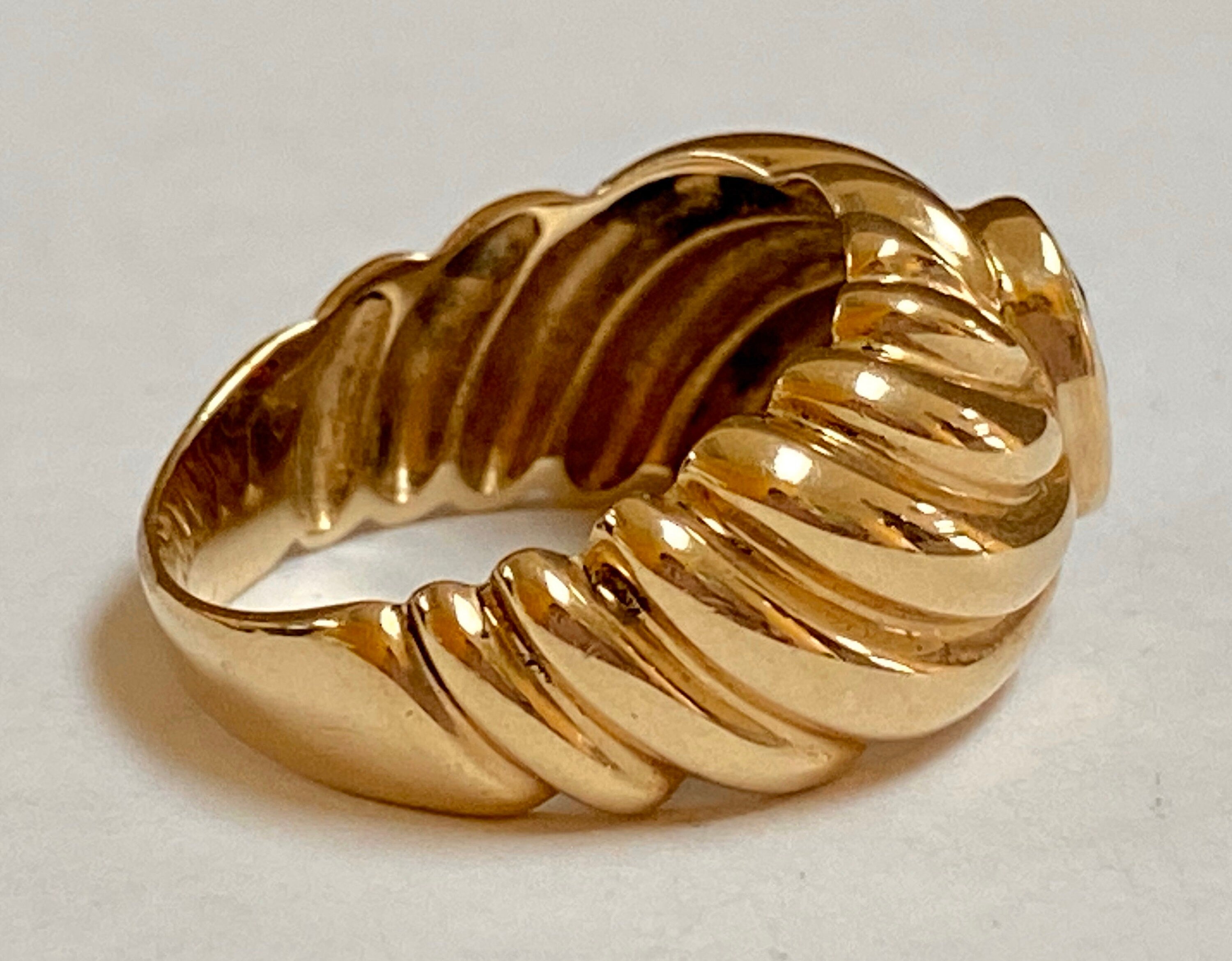14K Yellow Gold Ruby Ring - Size 7